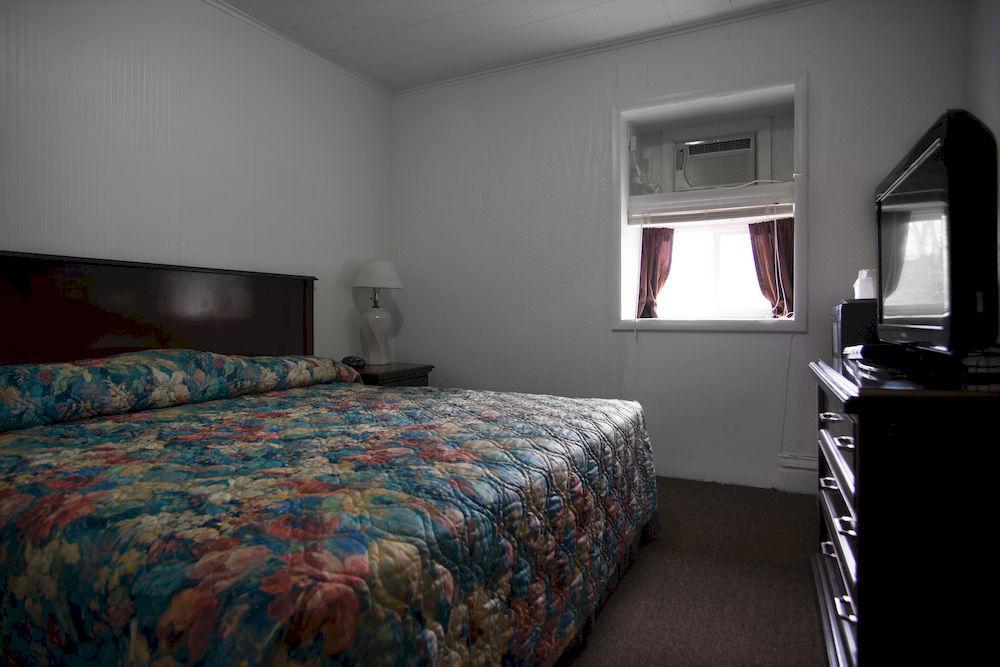 Rosemount Motel