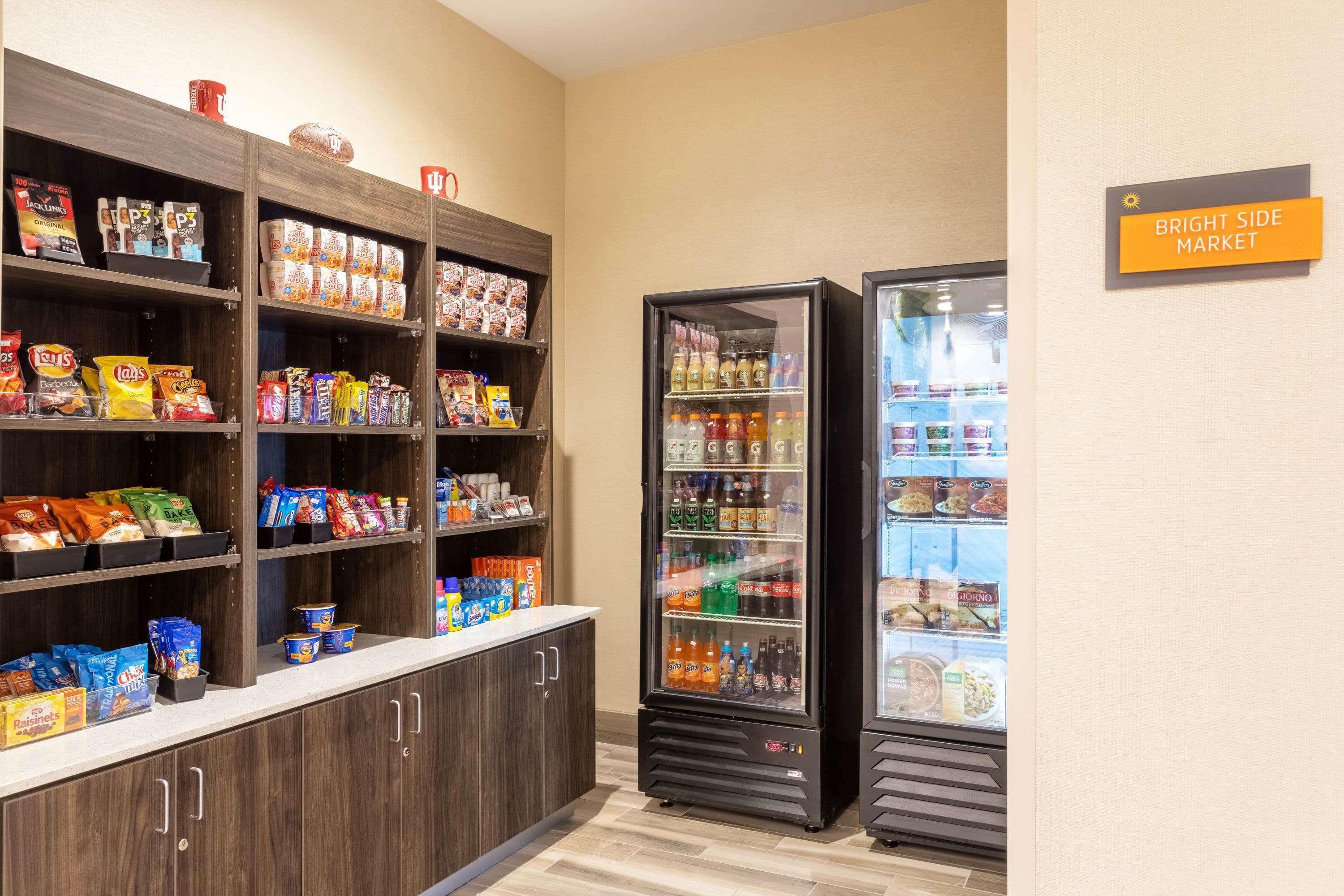 La Quinta Inn & Suites by Wyndham Bloomington