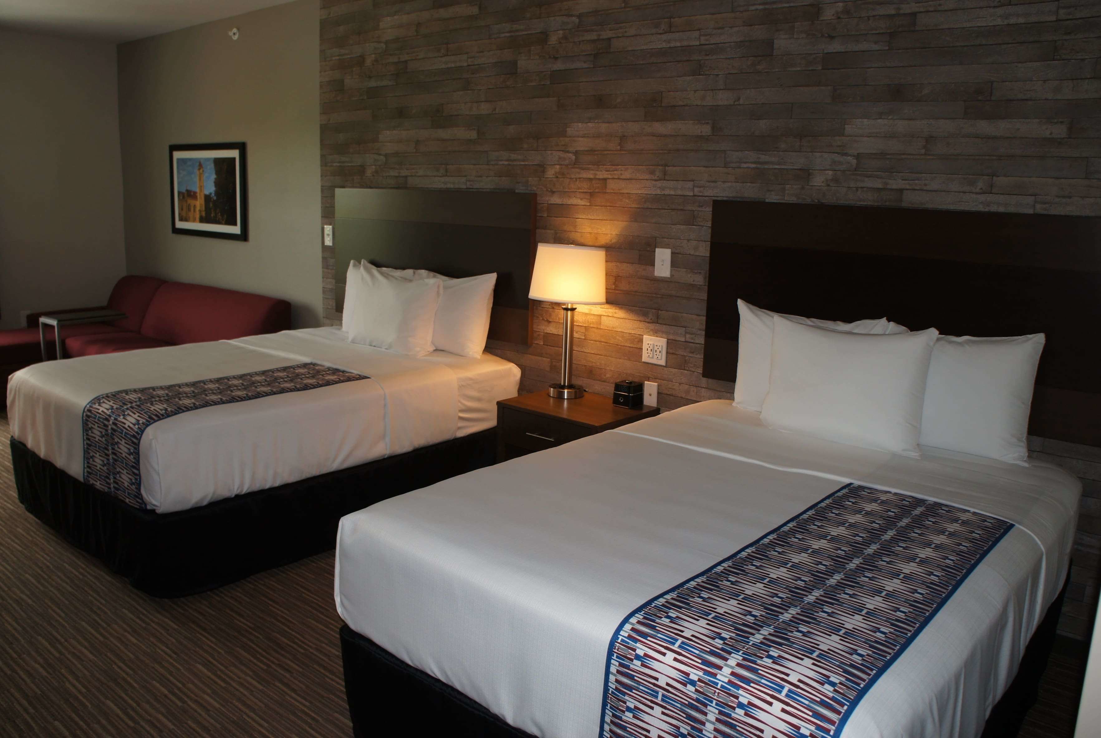 La Quinta Inn & Suites by Wyndham Bloomington