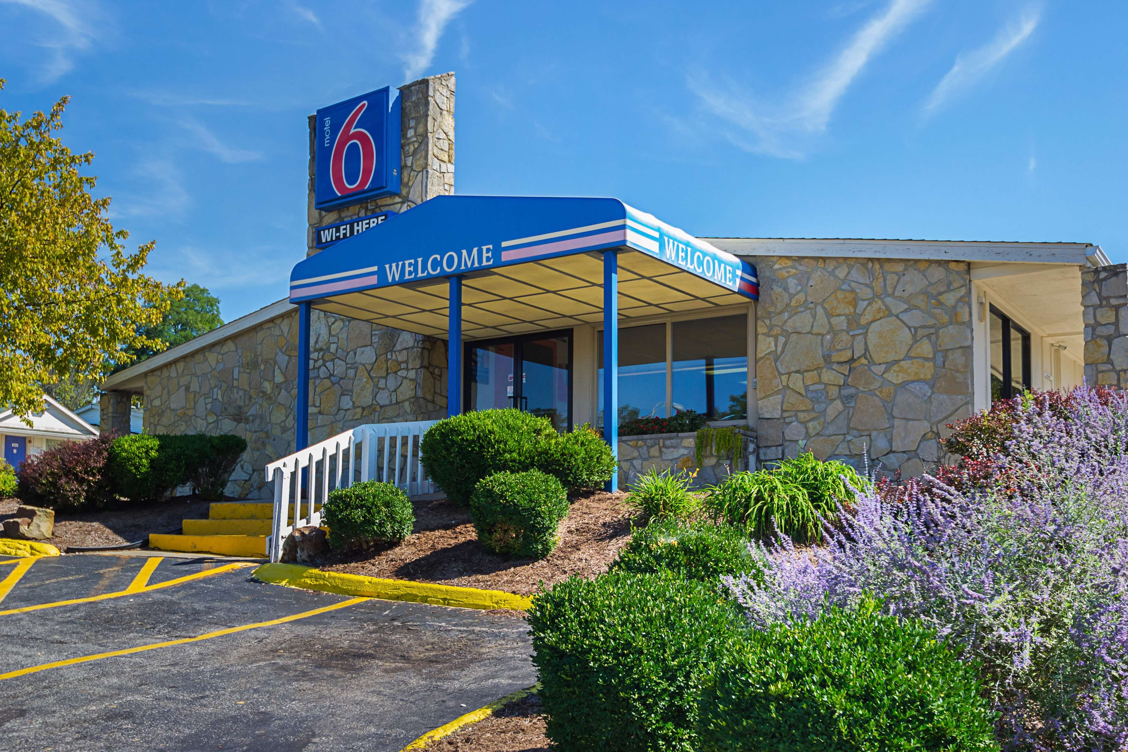 Motel 6 Bloomington