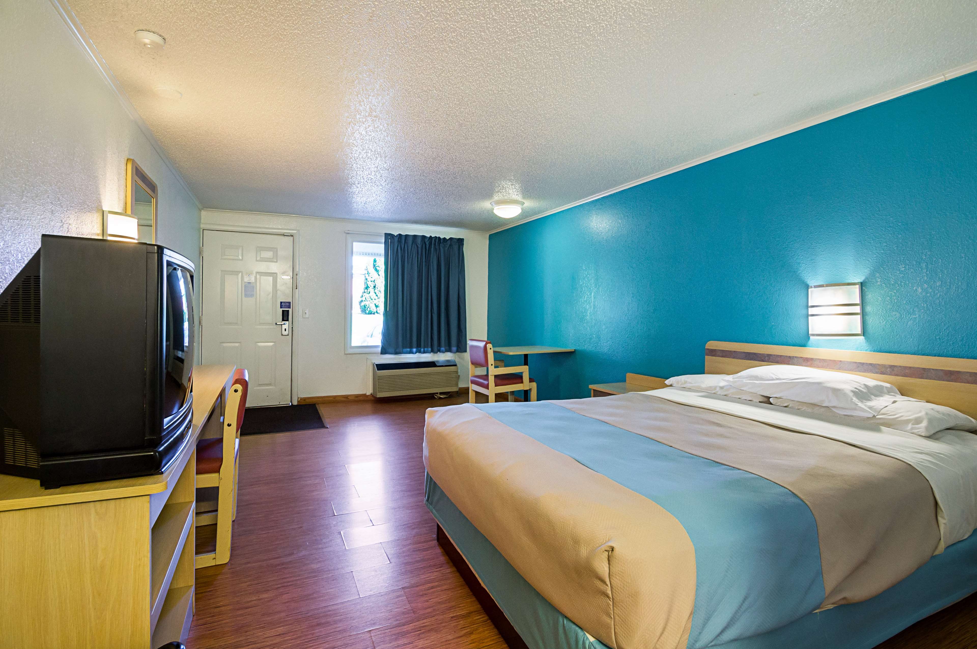 Motel 6 Bloomington
