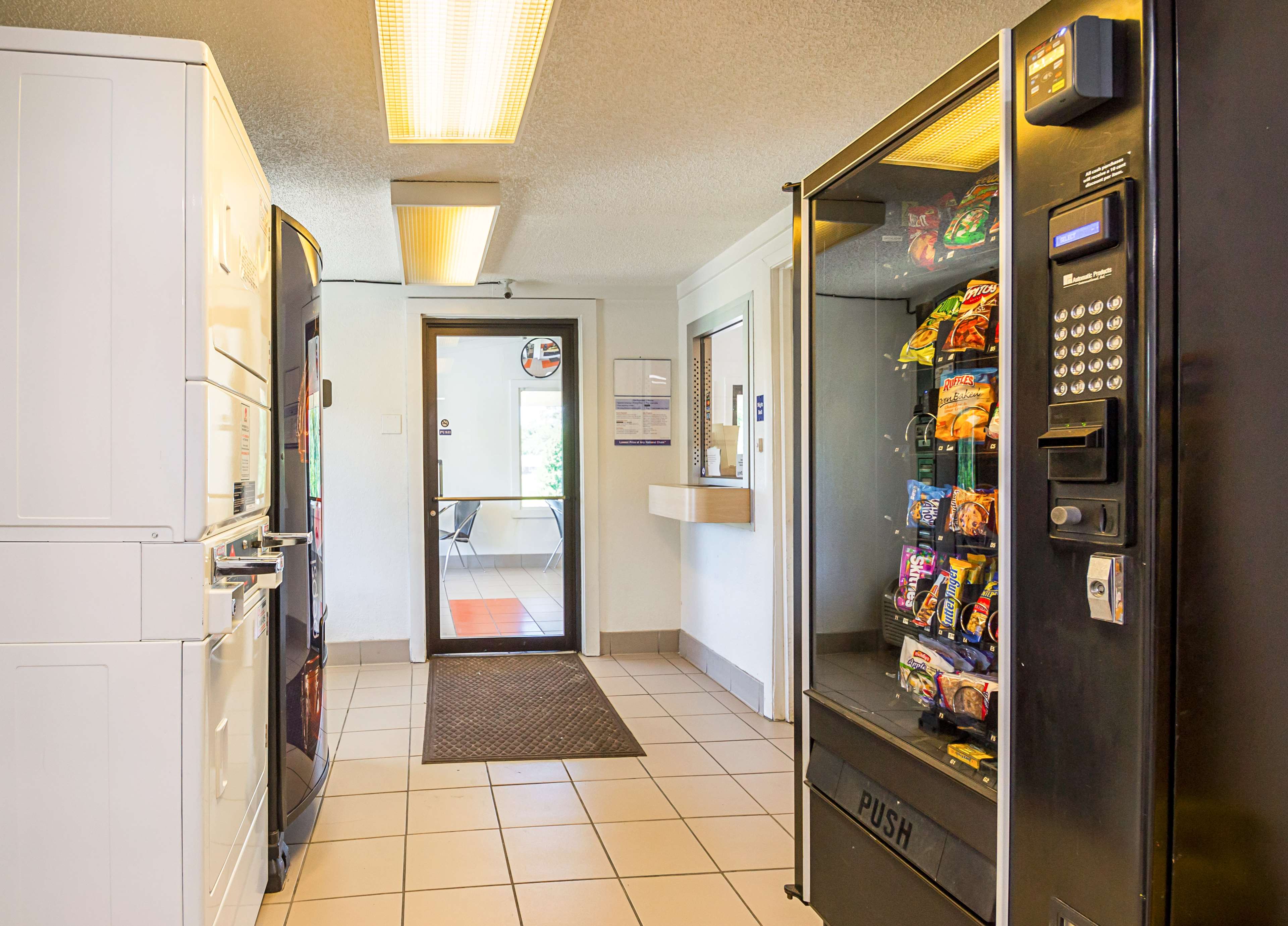 Motel 6 Bloomington