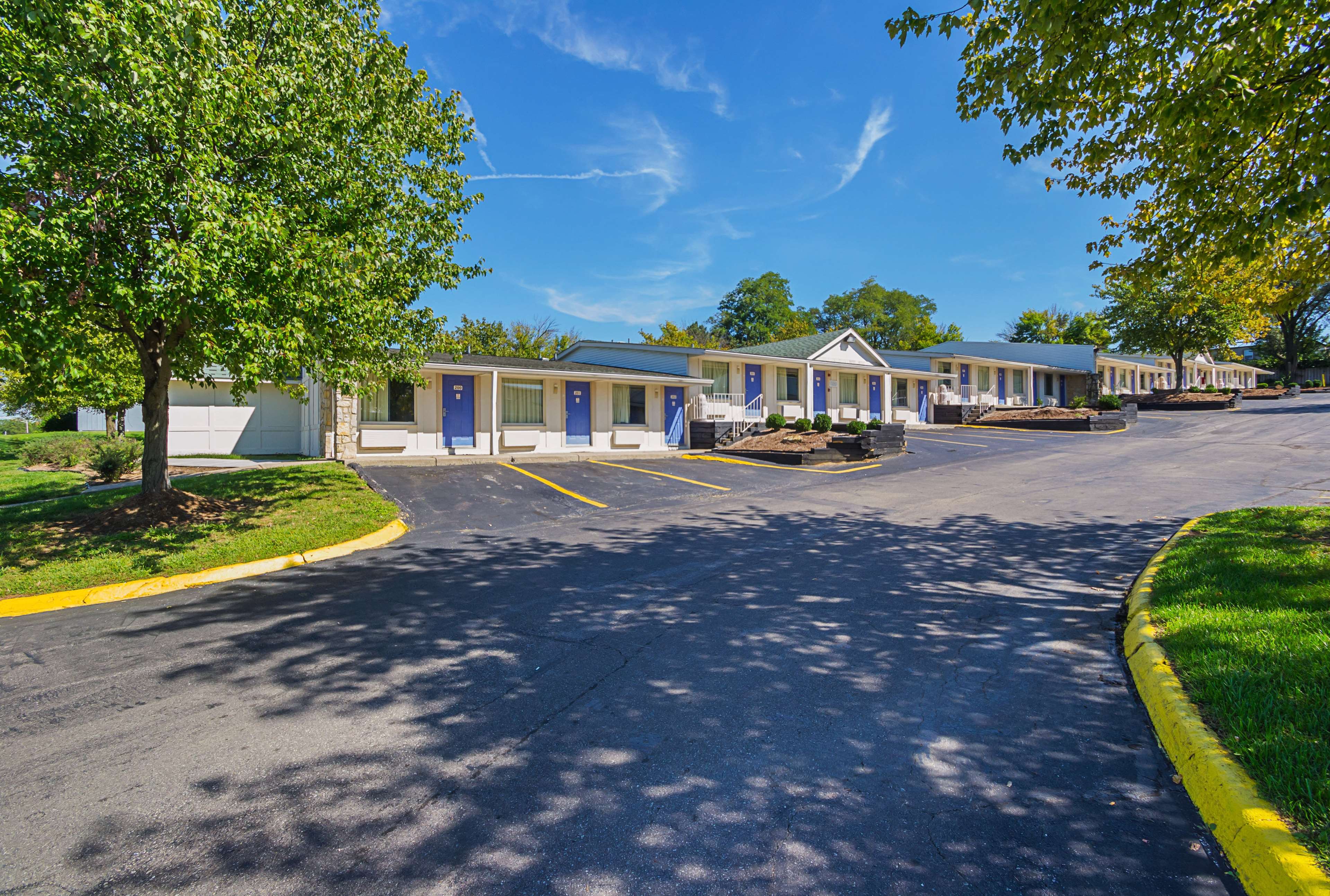 Motel 6 Bloomington