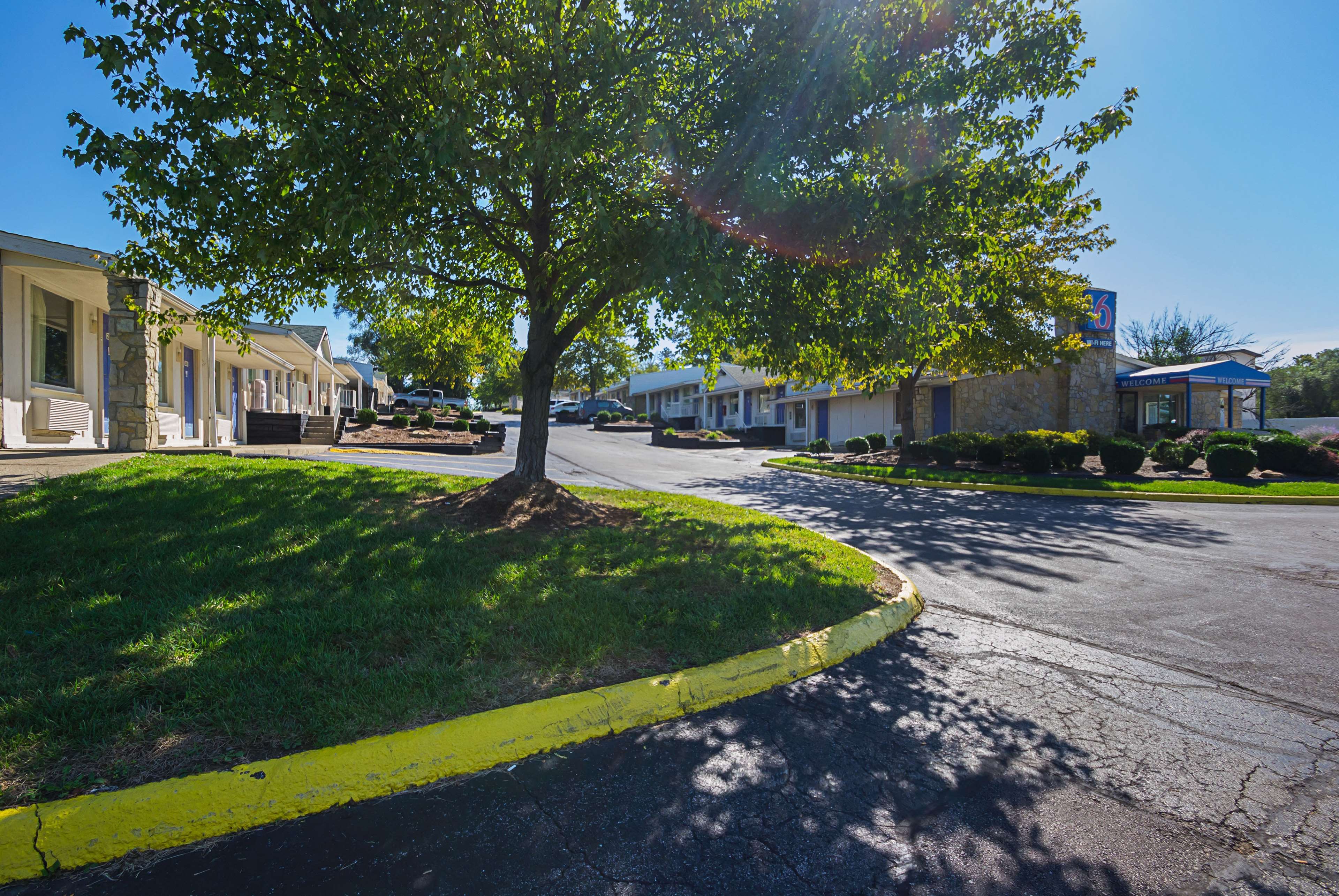 Motel 6 Bloomington
