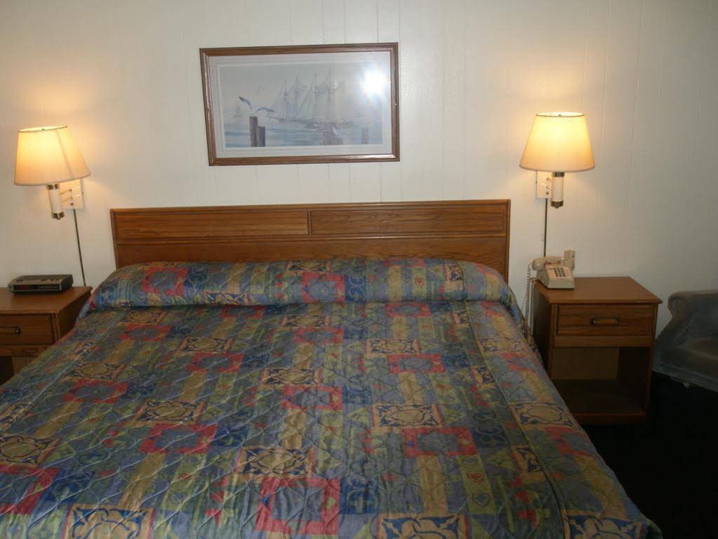 Budget Inn