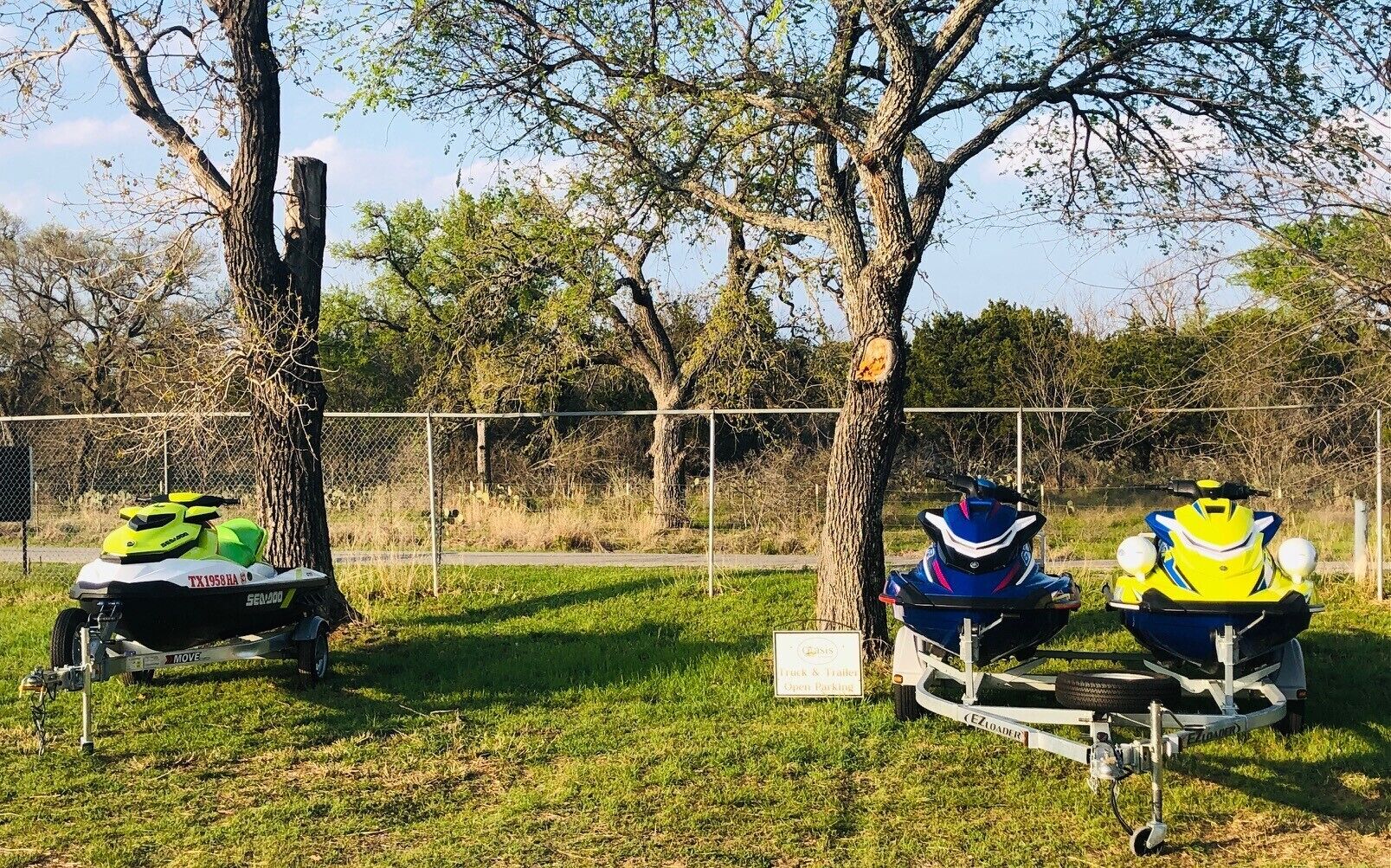Oasis Lake Buchanan