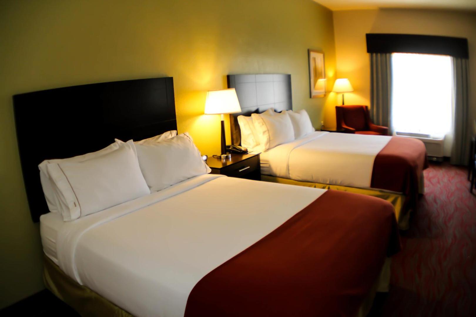 Holiday Inn Express Hotel & Suites Indianapolis North - Carmel