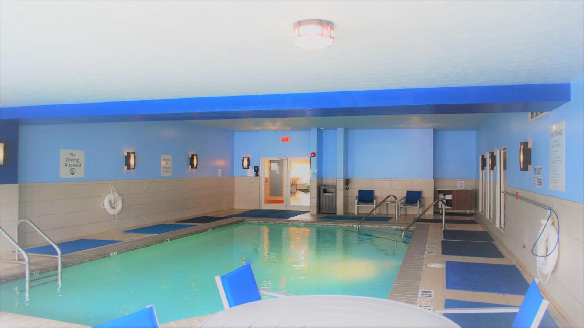 Holiday Inn Express Hotel & Suites Indianapolis North - Carmel