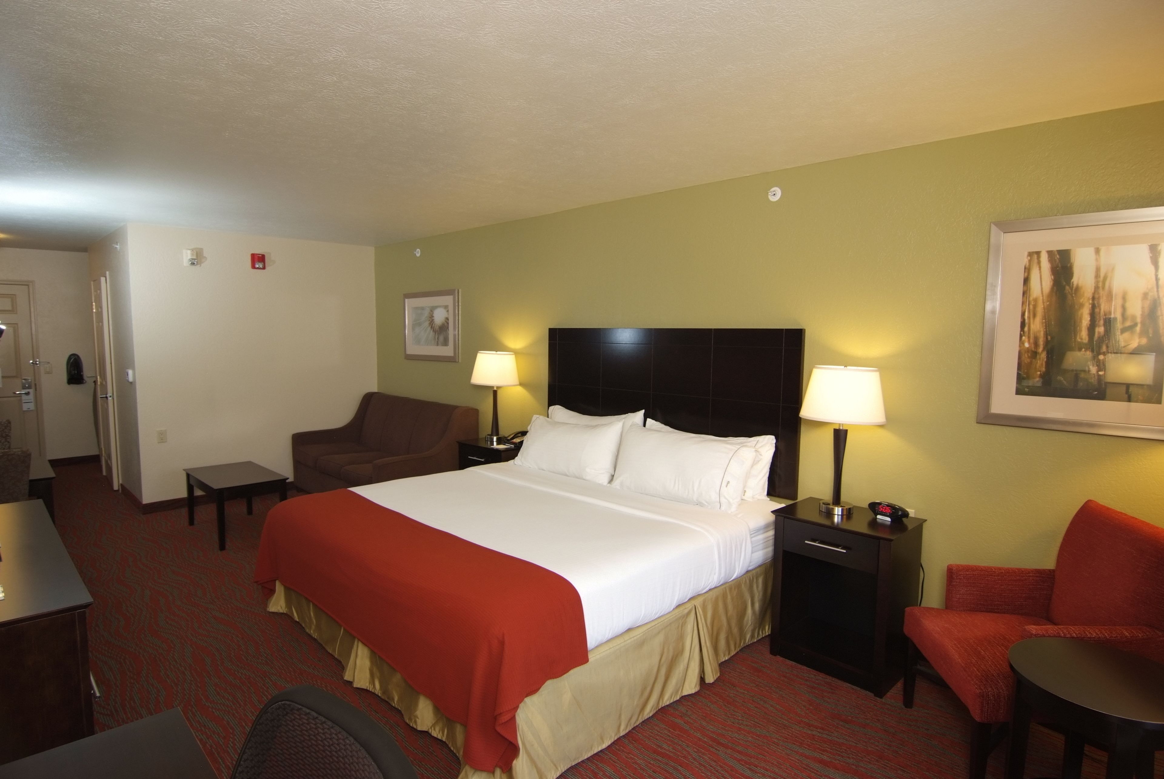 Holiday Inn Express Hotel & Suites Indianapolis North - Carmel