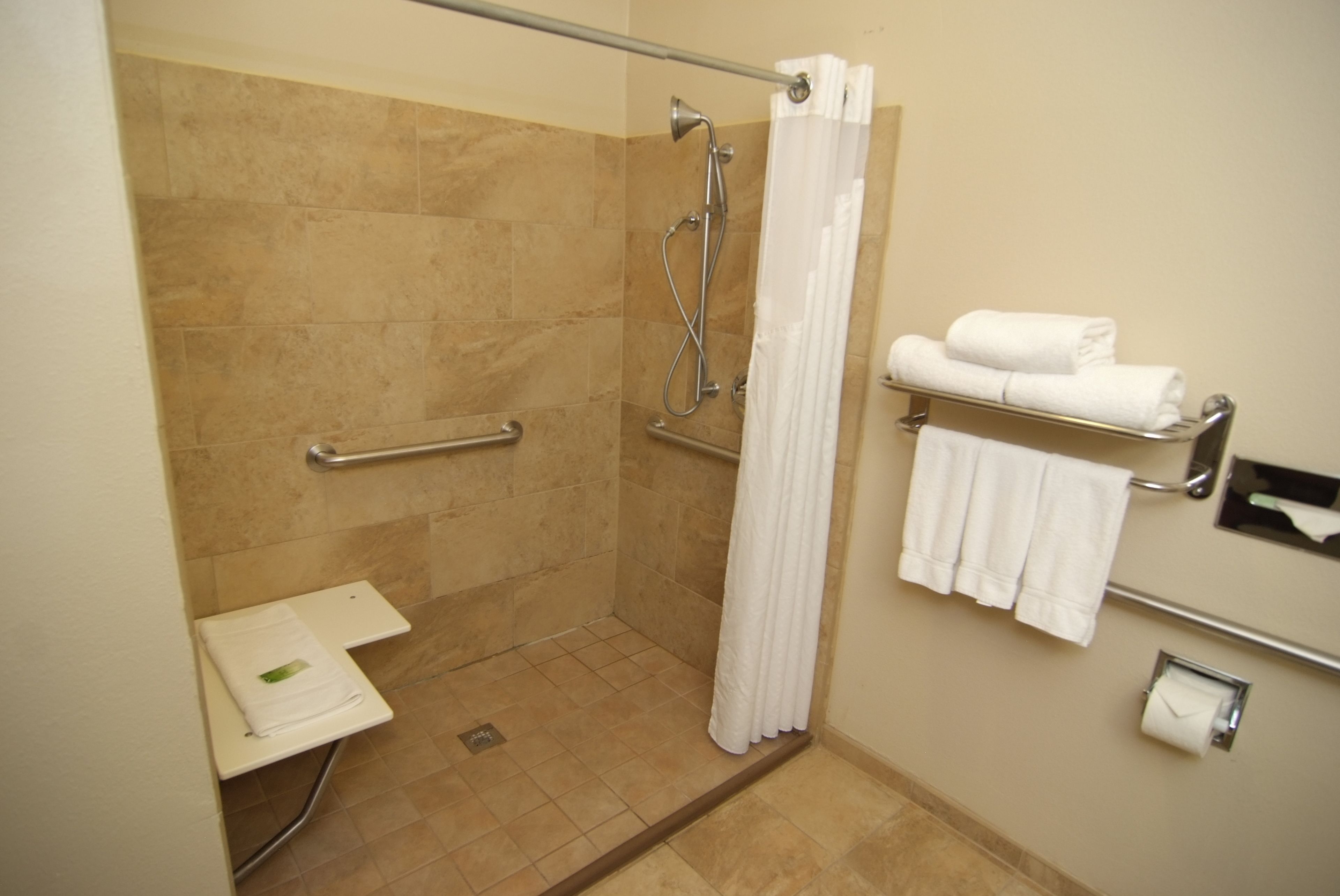 Holiday Inn Express Hotel & Suites Indianapolis North - Carmel