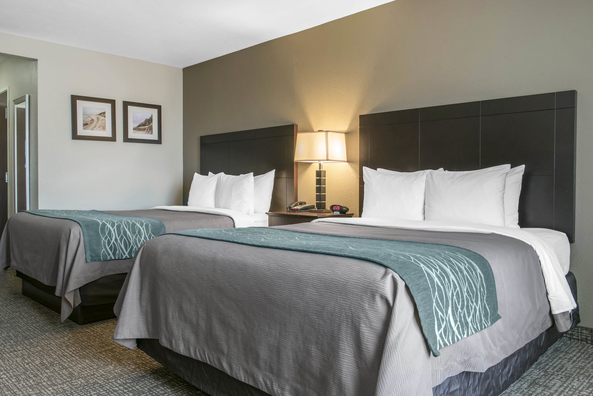 Comfort Inn & Suites Porter Near Indiana Dunes