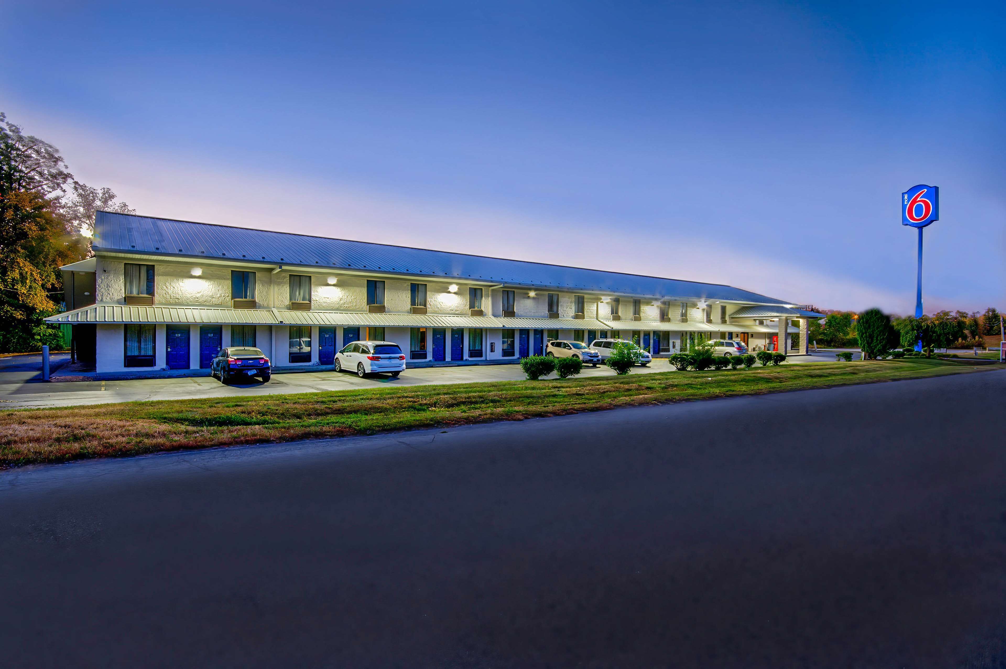 Motel 6 Jeffersonville