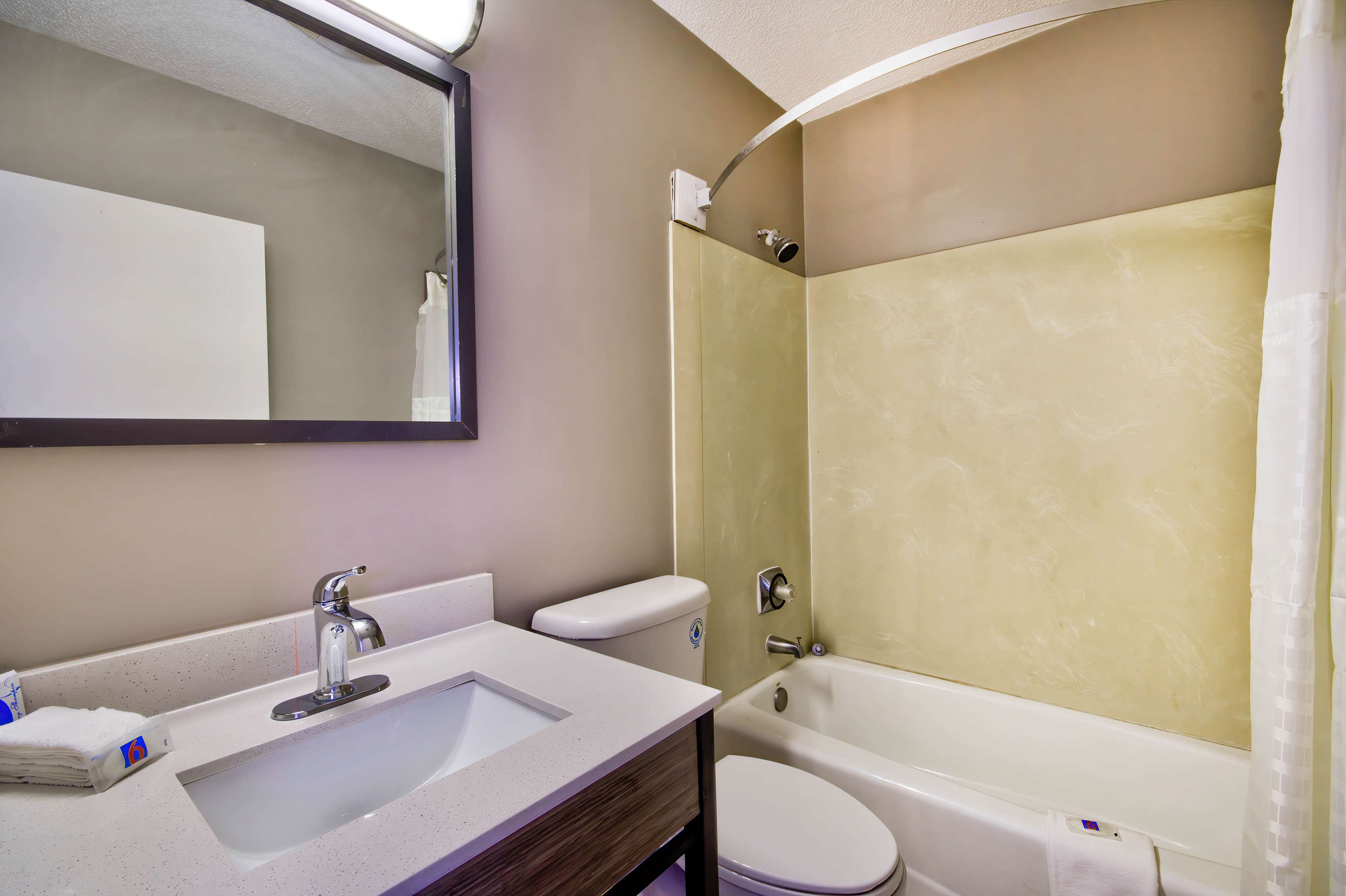 Motel 6 Jeffersonville