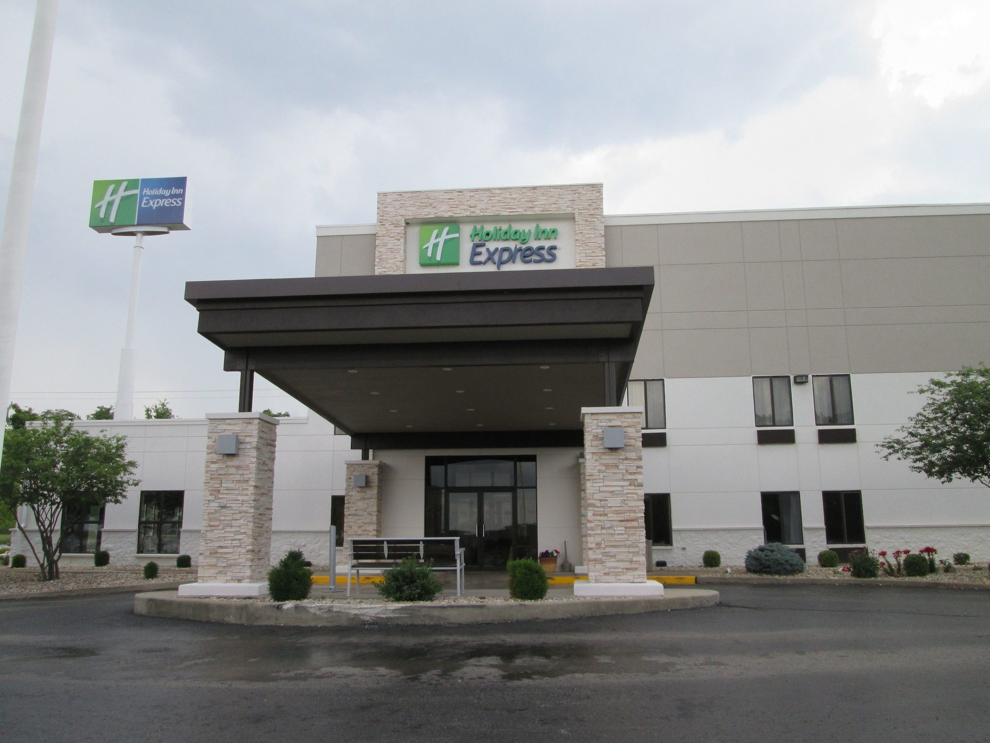 Holiday Inn Express Cloverdale Greencastle