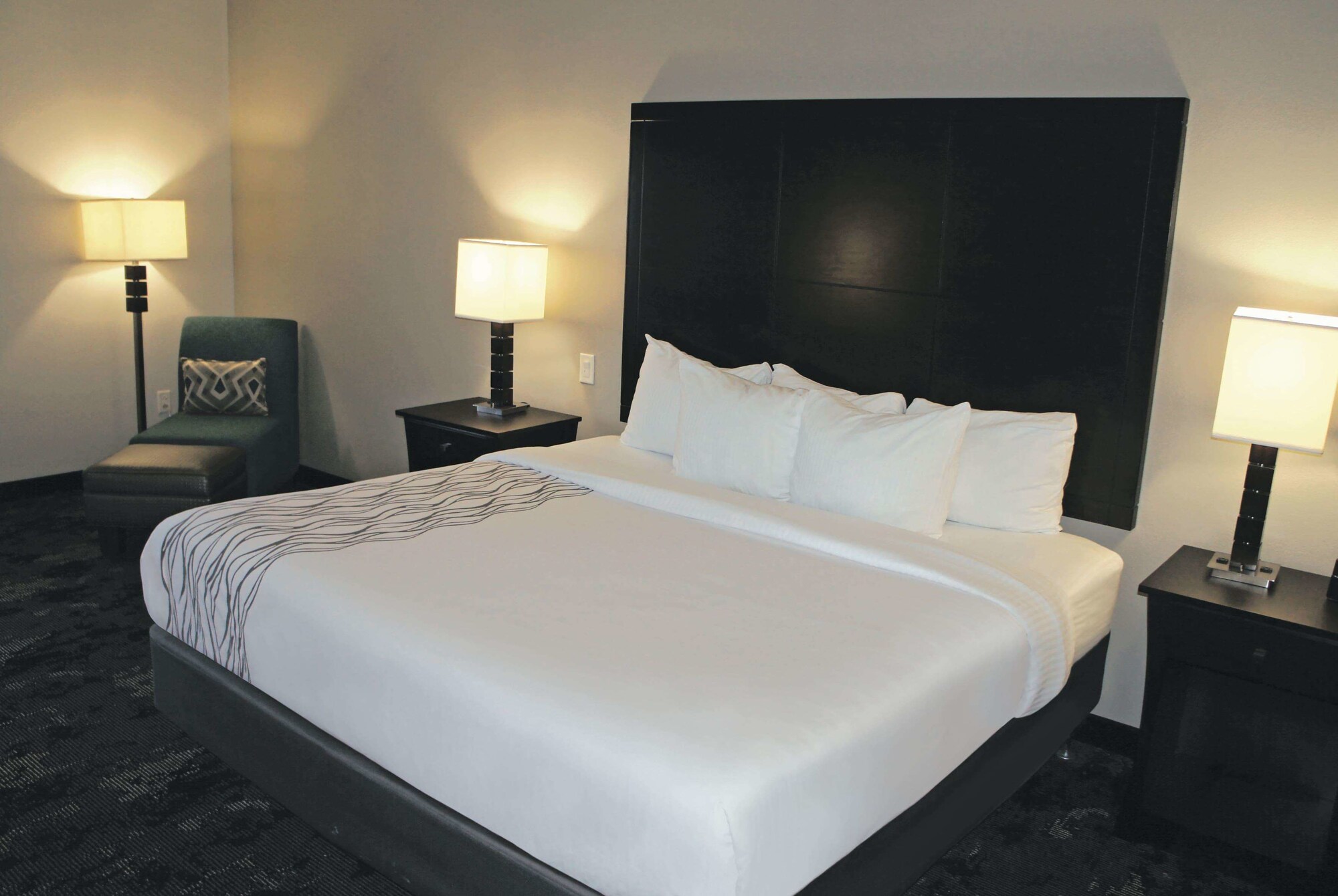 La Quinta Inn & Suites by Wyndham Columbus - Edinburgh