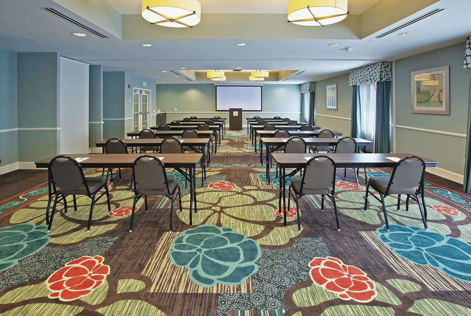 La Quinta Inn & Suites by Wyndham Columbus - Edinburgh