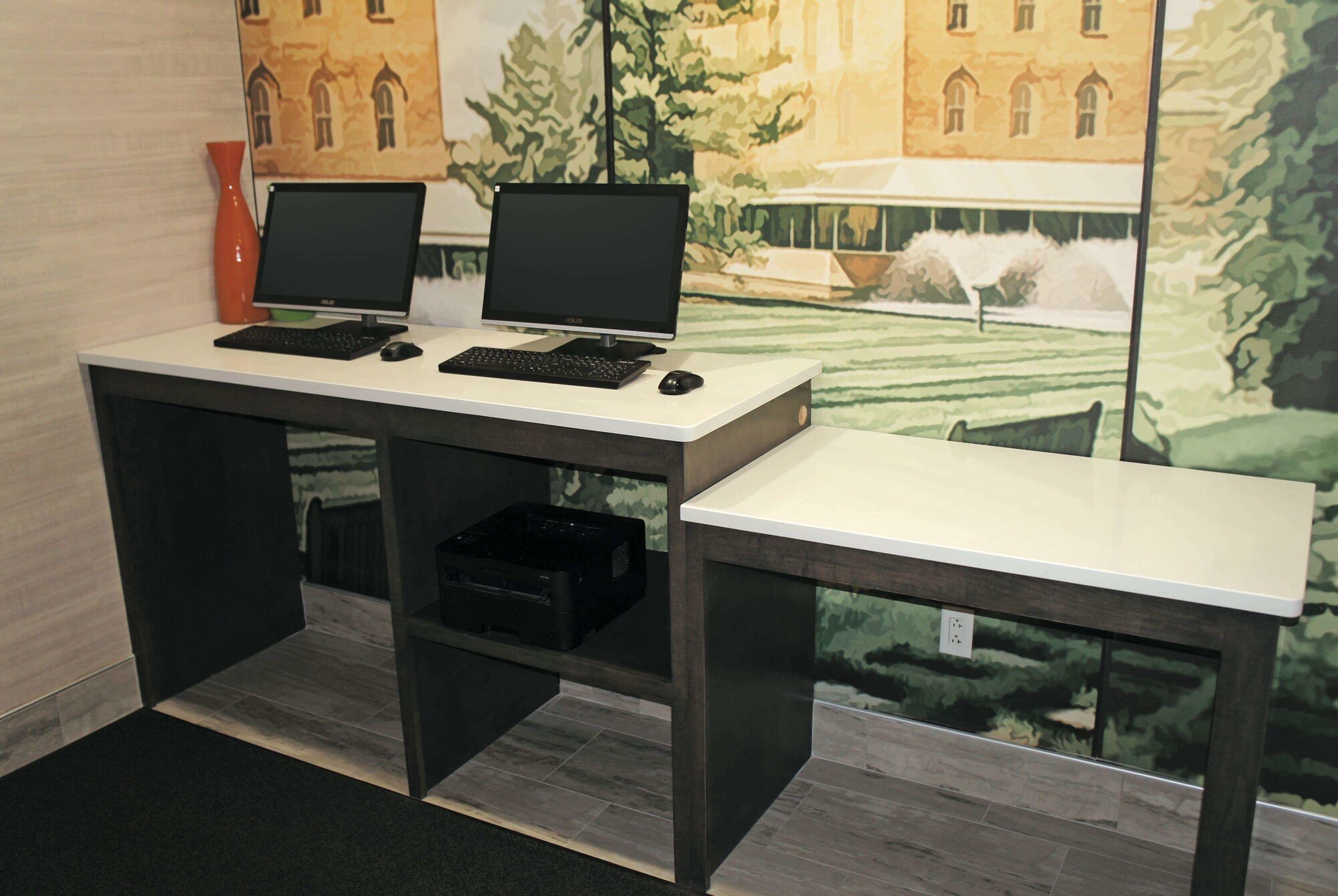 La Quinta Inn & Suites by Wyndham Columbus - Edinburgh