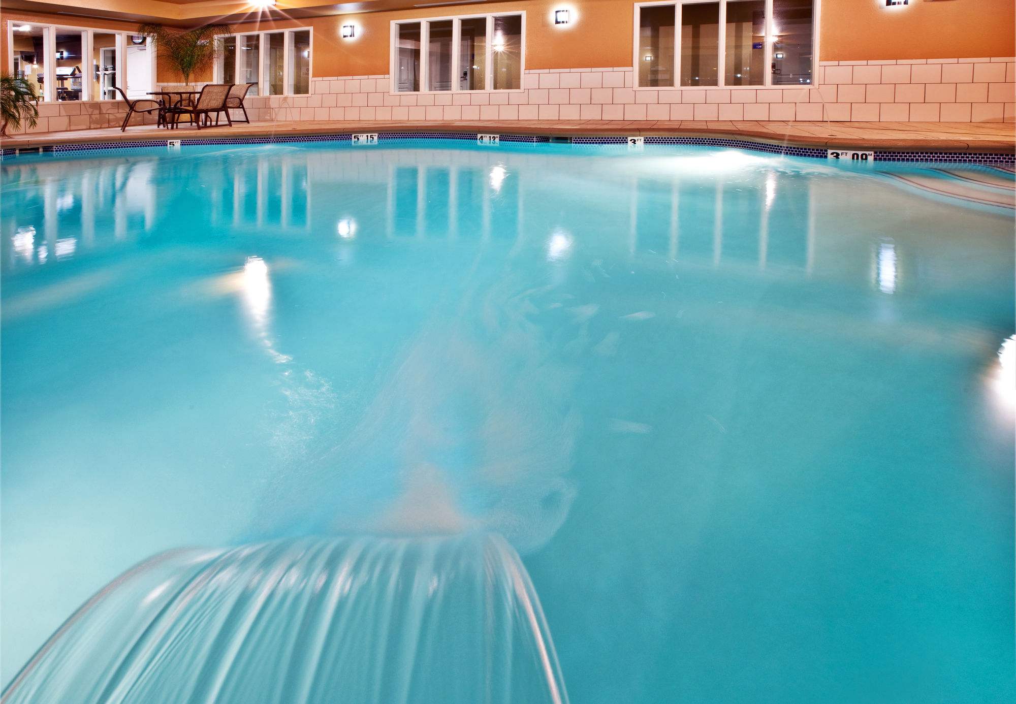 Holiday Inn Express Hotel & Suites Crawfordsville