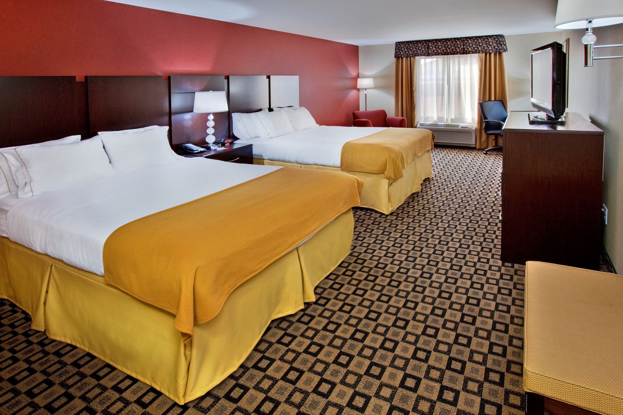 Holiday Inn Express Hotel & Suites Crawfordsville
