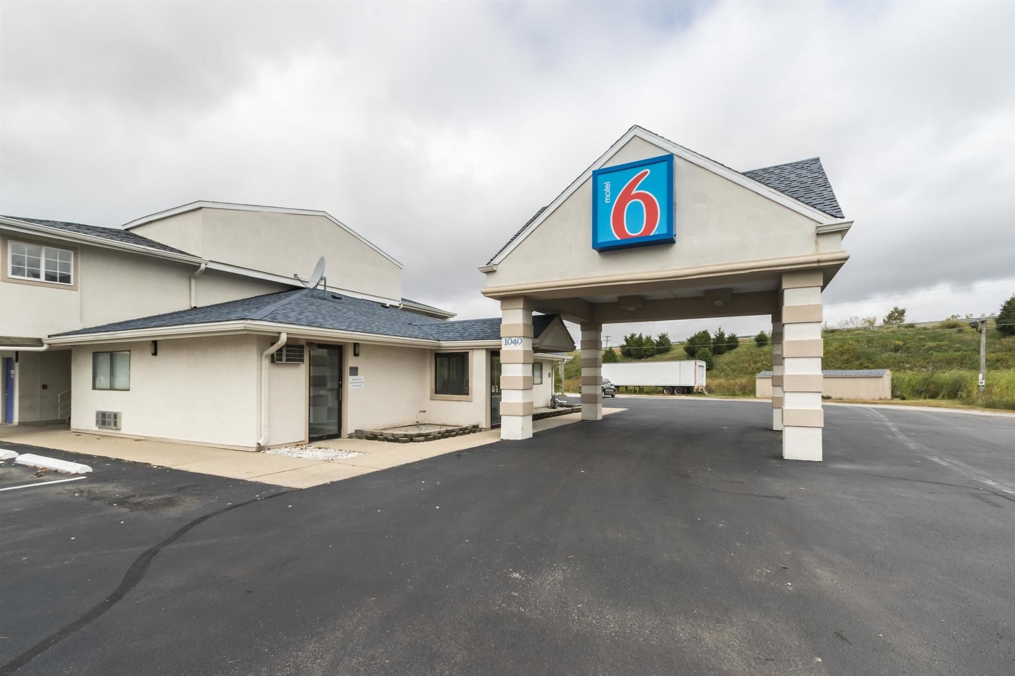 Motel 6 Crawfordsville
