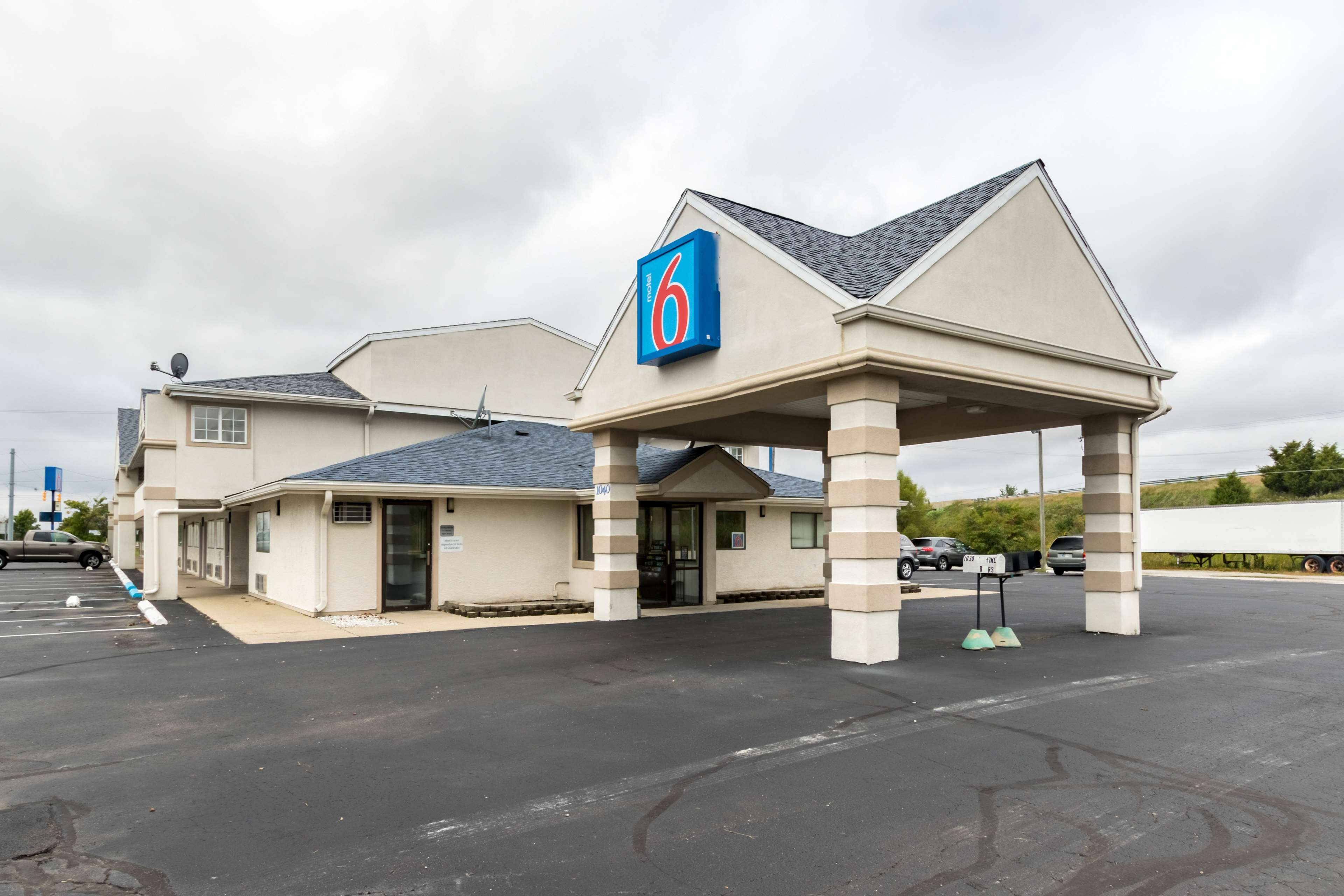 Motel 6 Crawfordsville