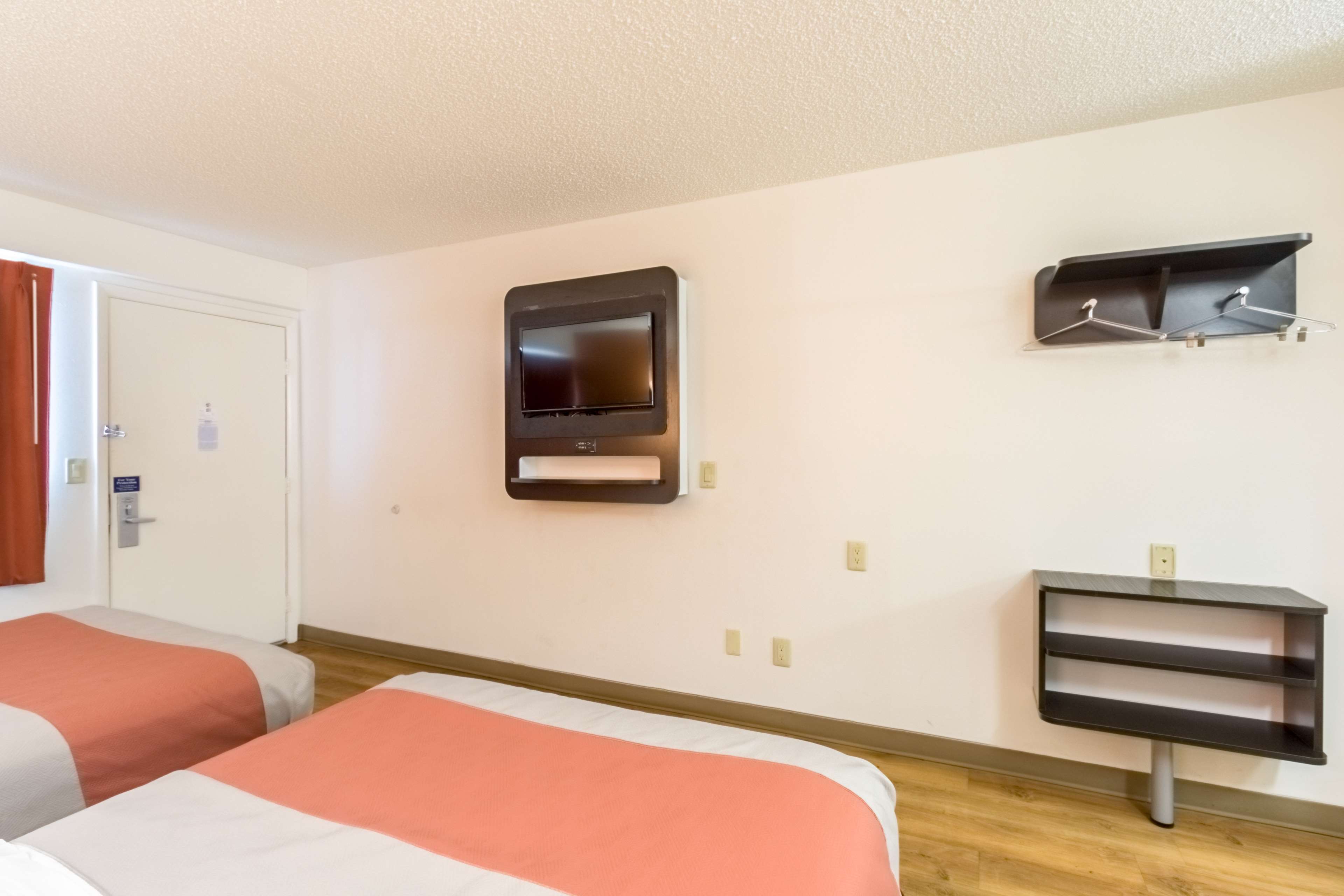 Motel 6 Crawfordsville