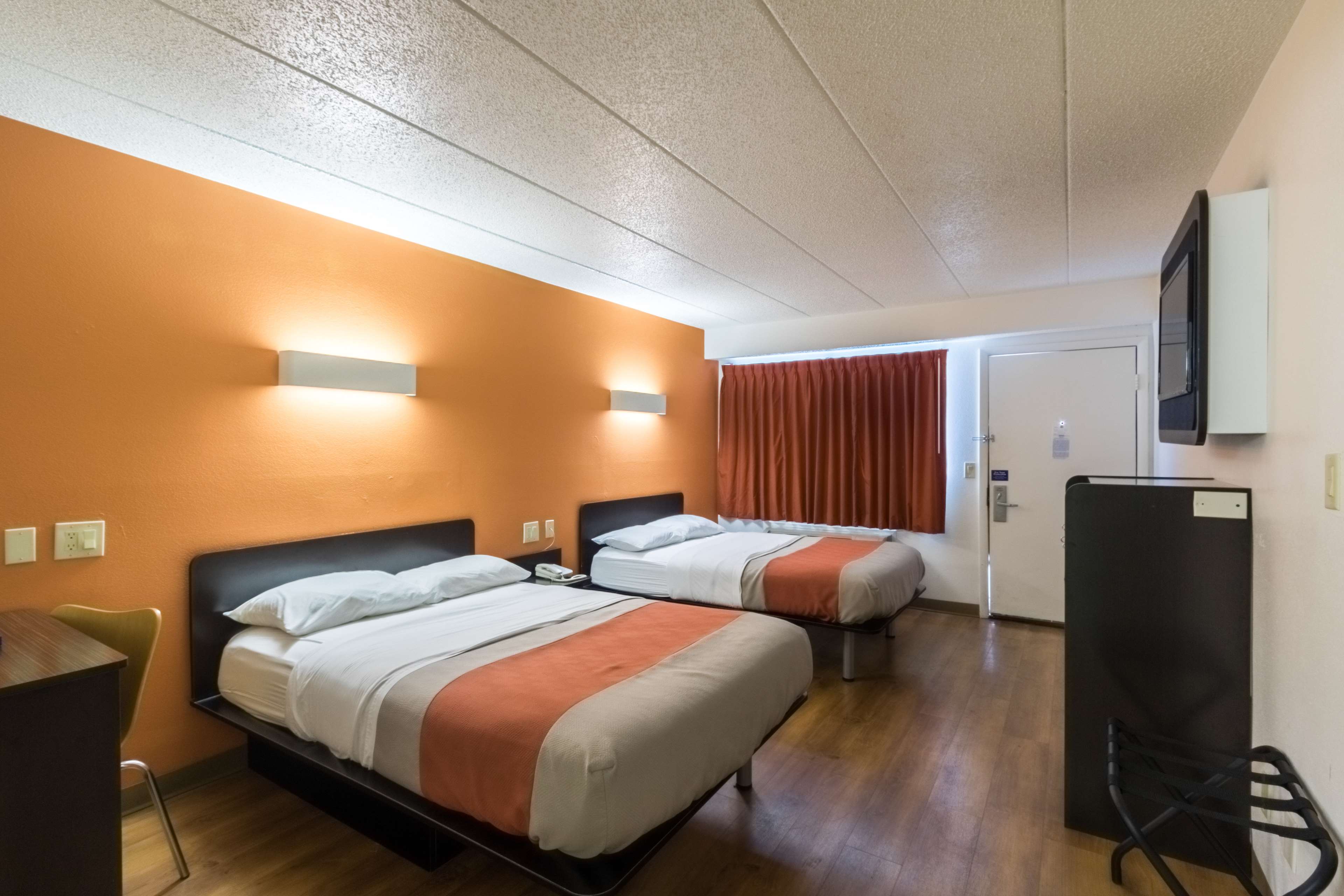 Motel 6 Crawfordsville