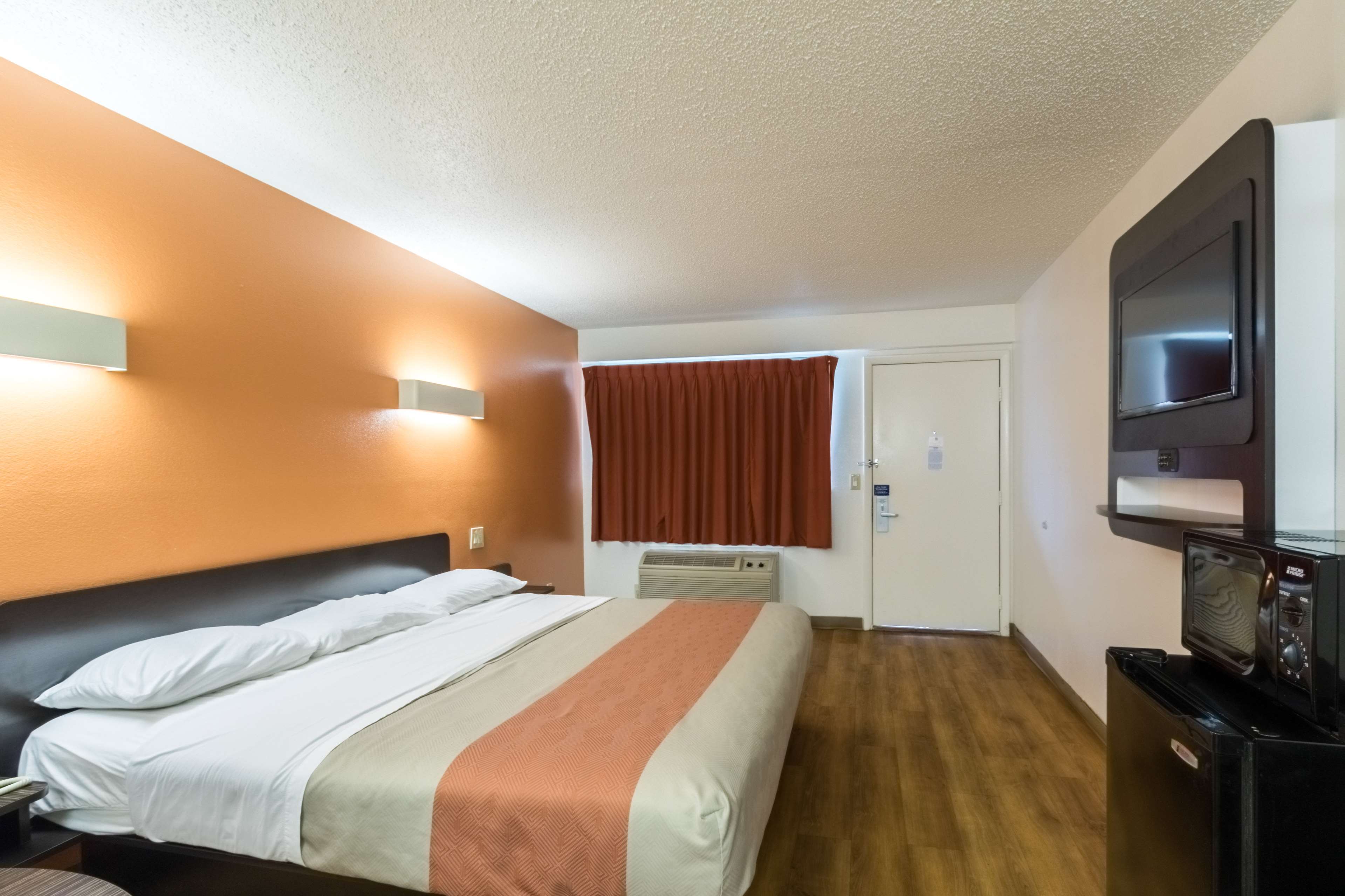 Motel 6 Crawfordsville