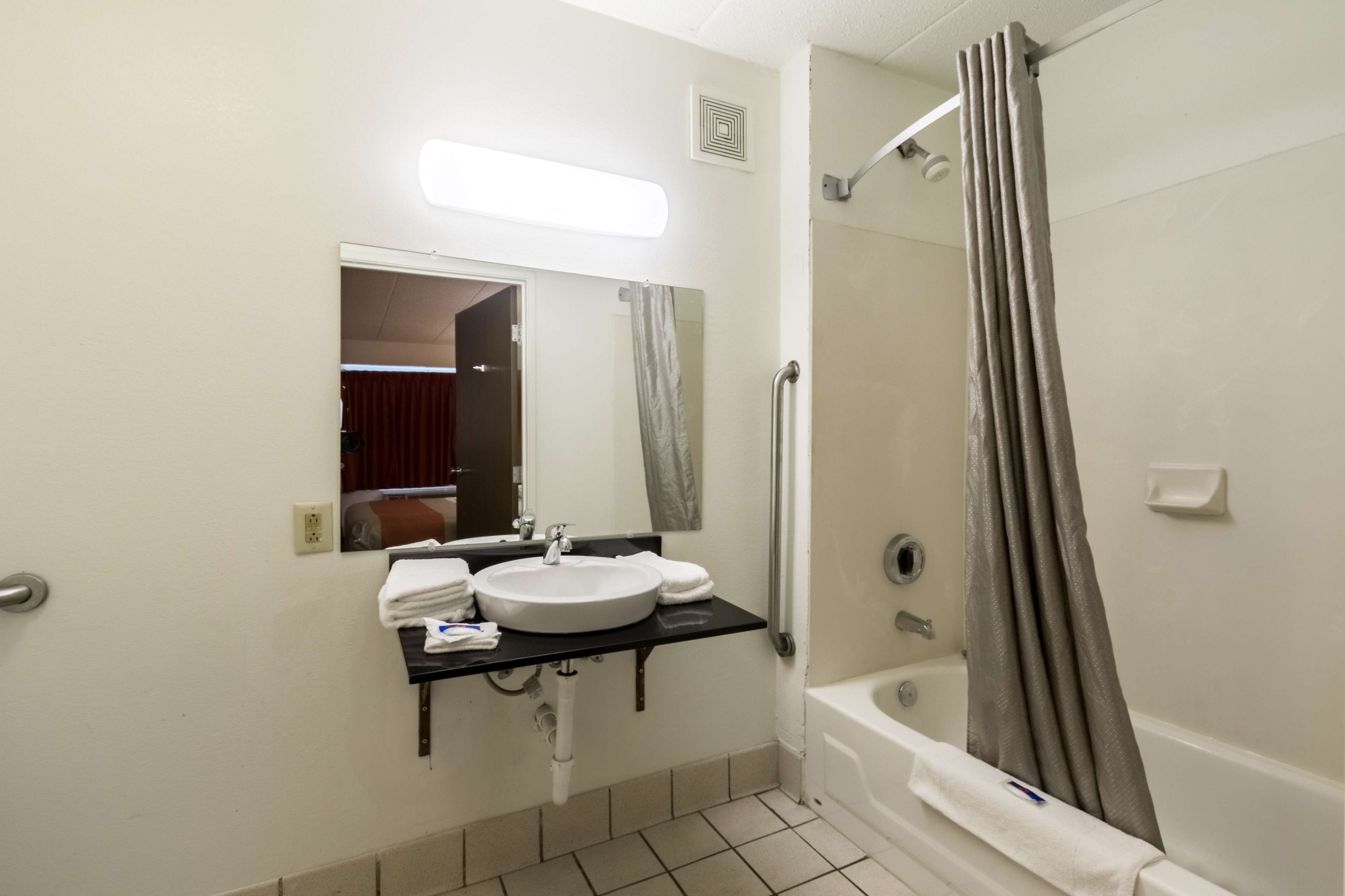 Motel 6 Crawfordsville