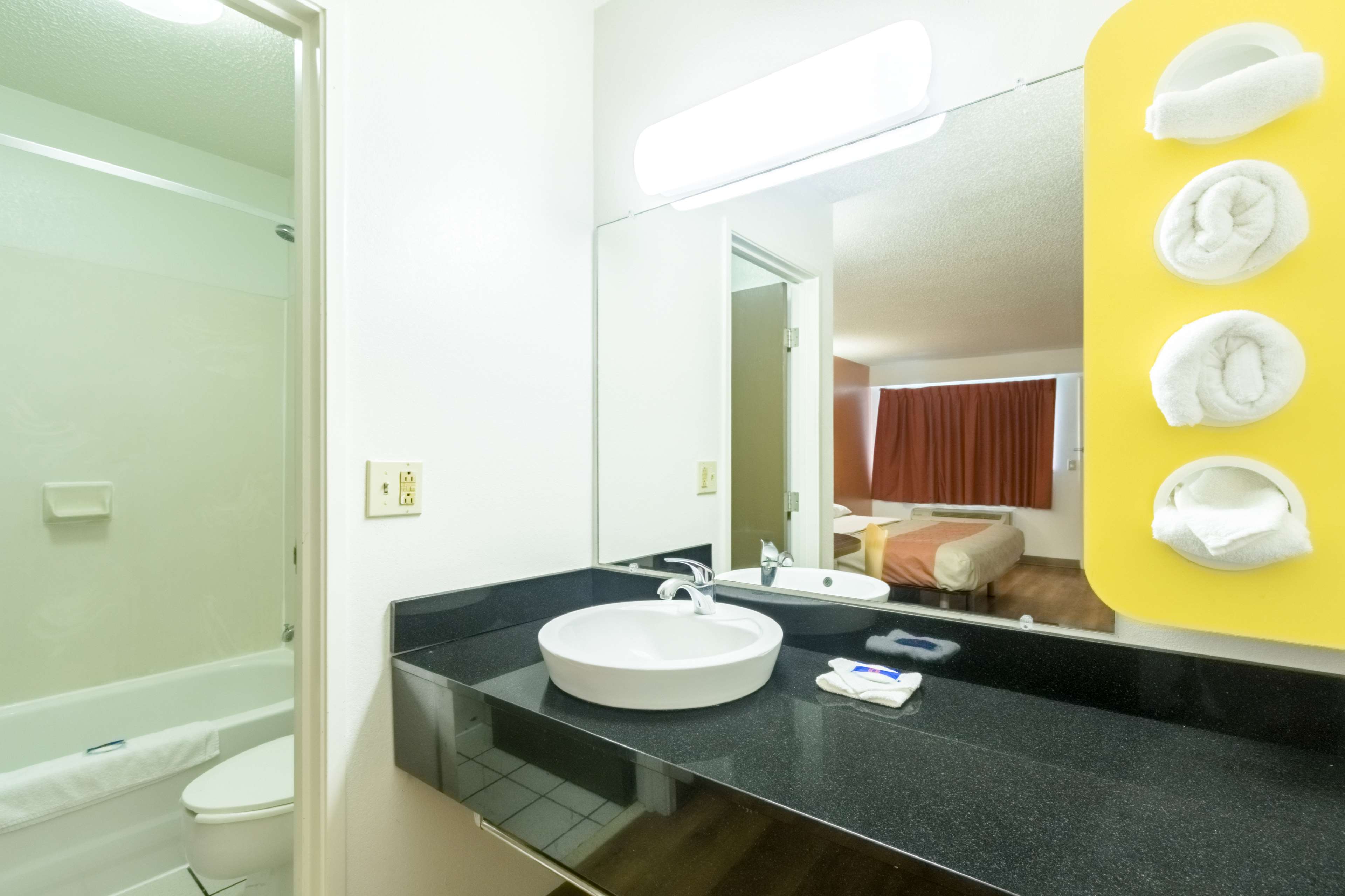 Motel 6 Crawfordsville