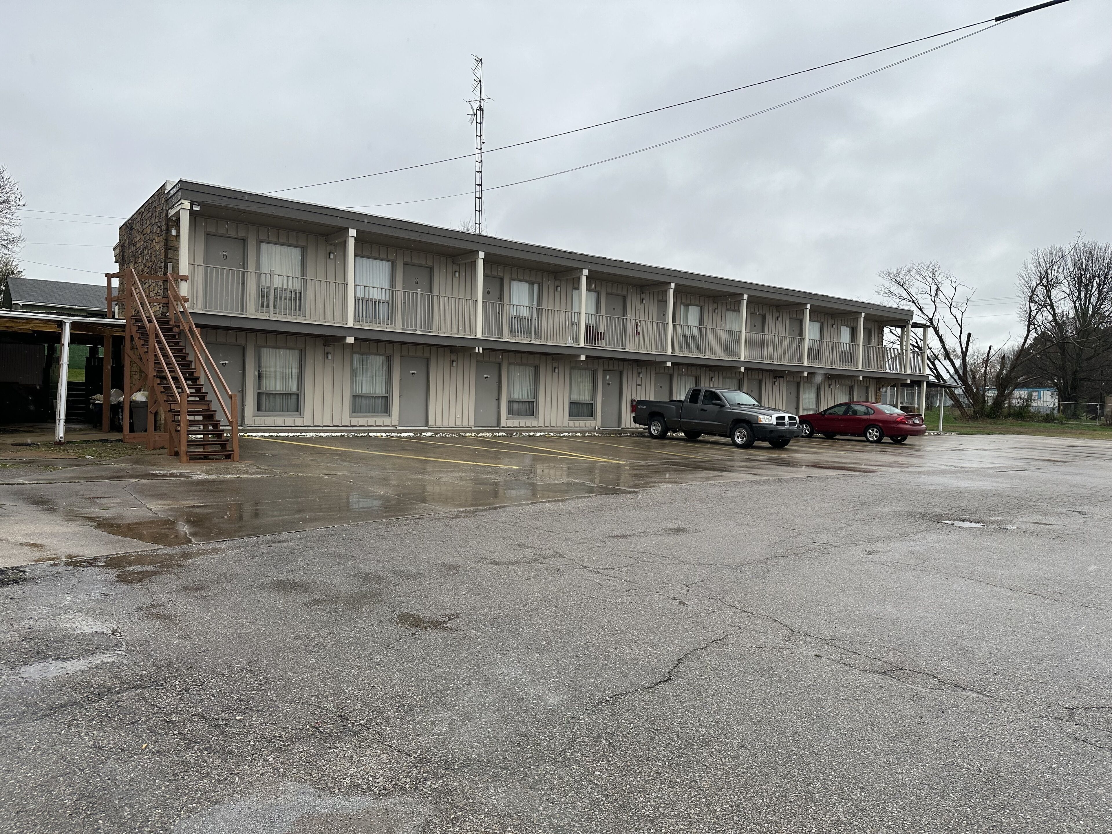 BH Stone's Motel