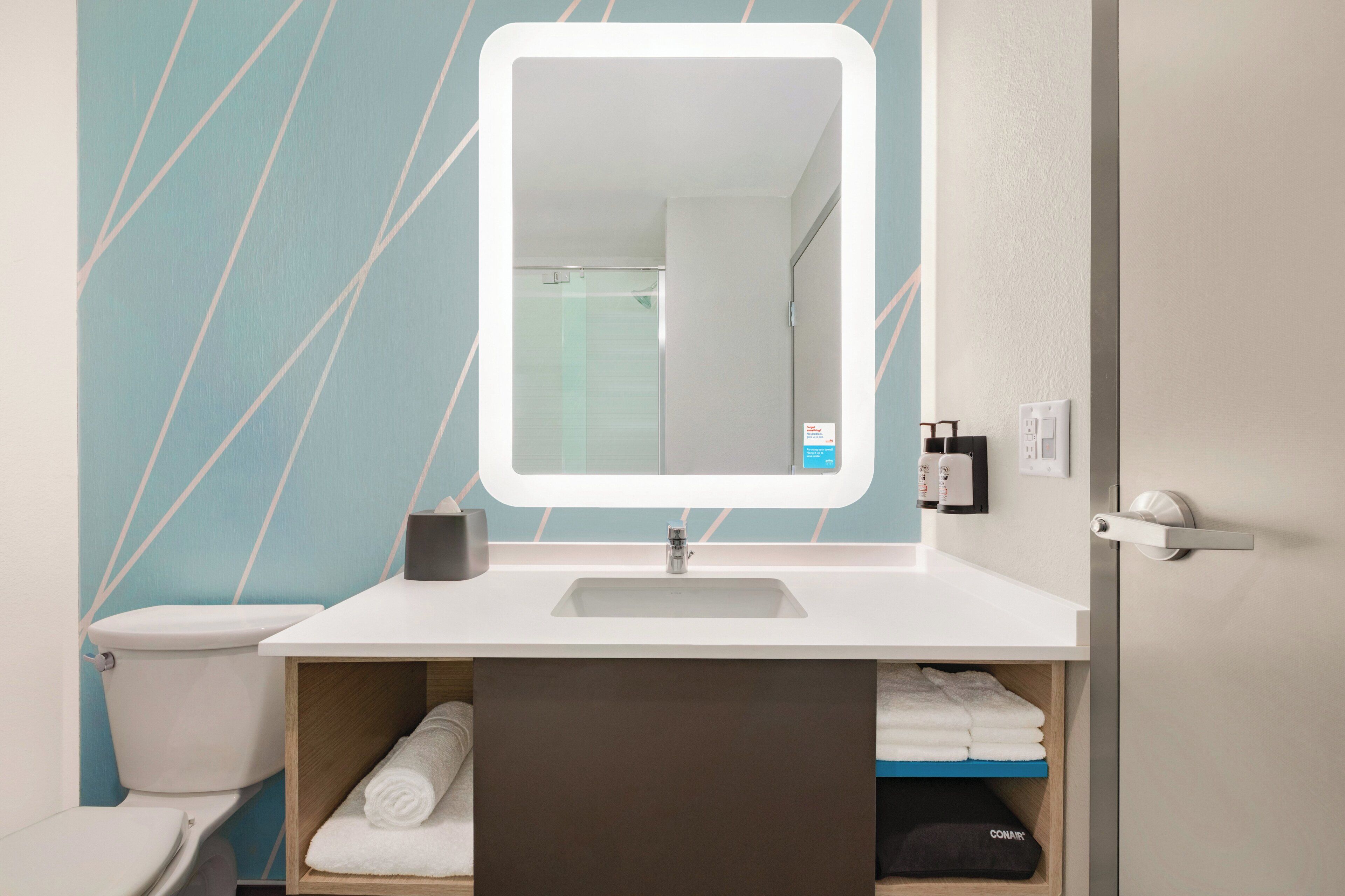 Avid Hotel Elkhart North
