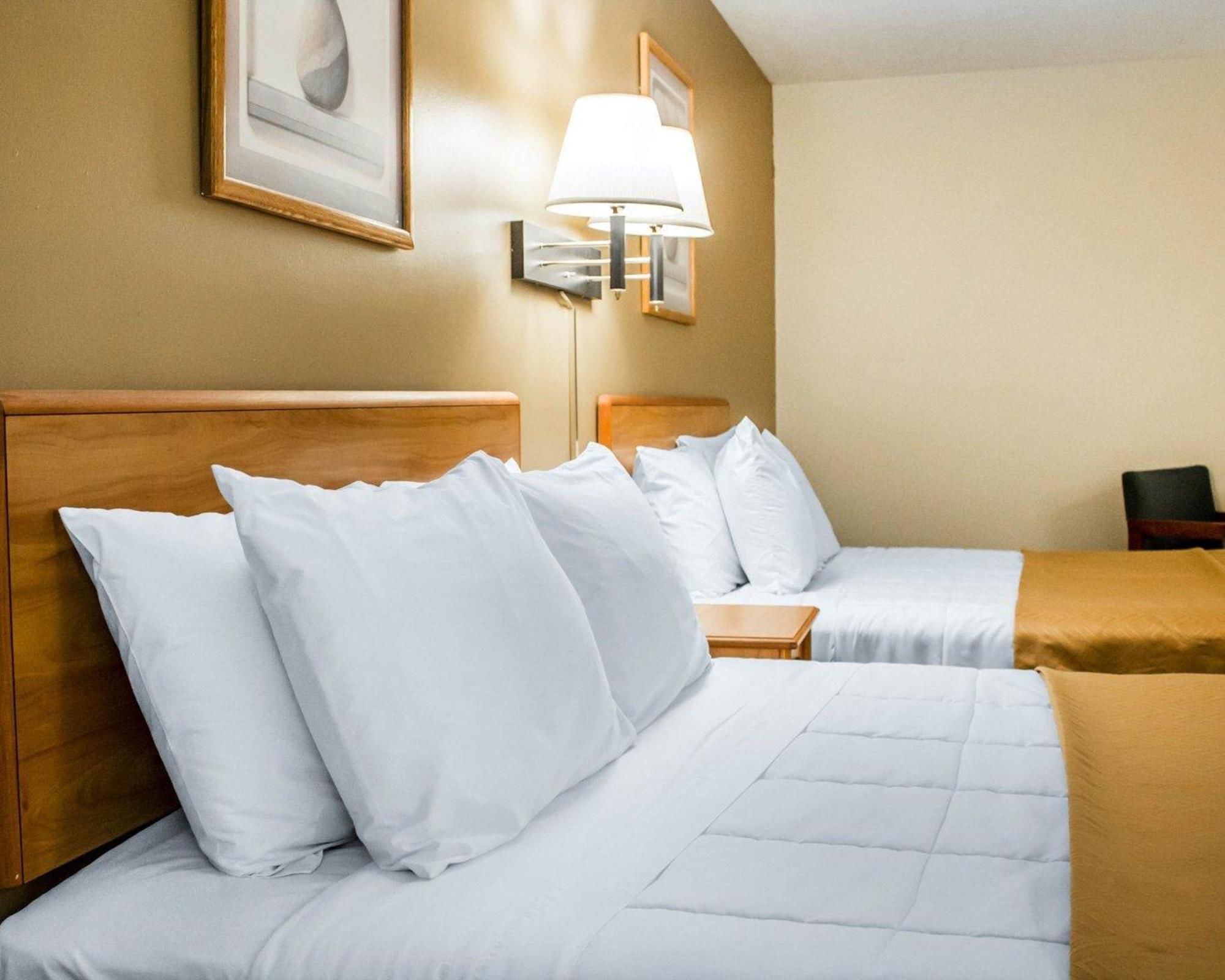 Econo Lodge Elkhart