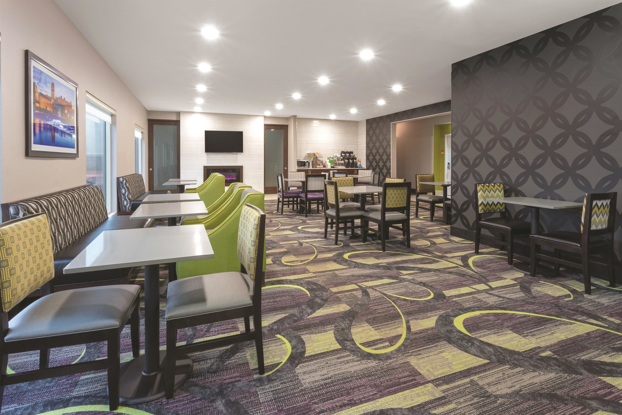 La Quinta Inn & Suites by Wyndham Elkhart