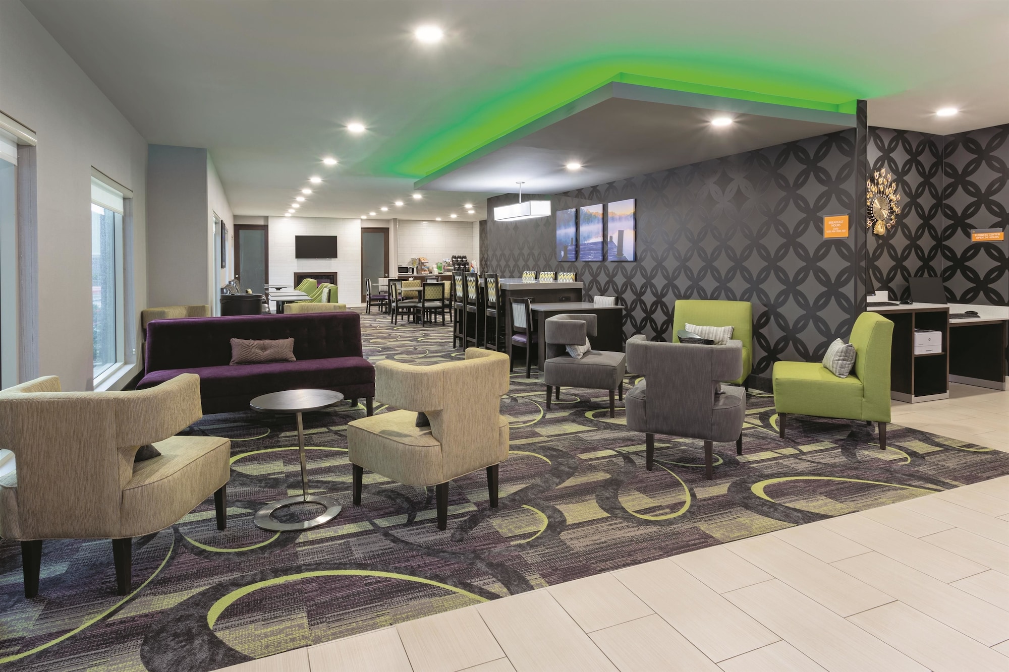 La Quinta Inn & Suites by Wyndham Elkhart