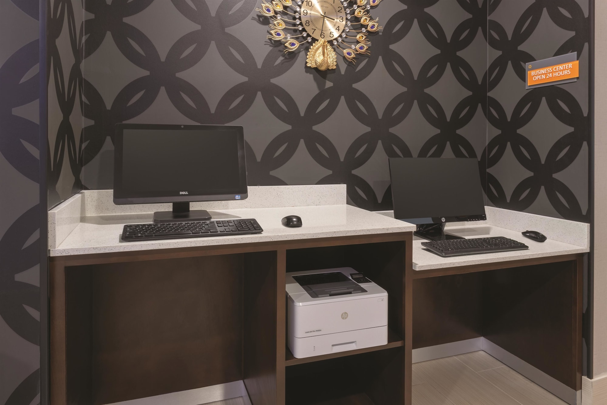 La Quinta Inn & Suites by Wyndham Elkhart