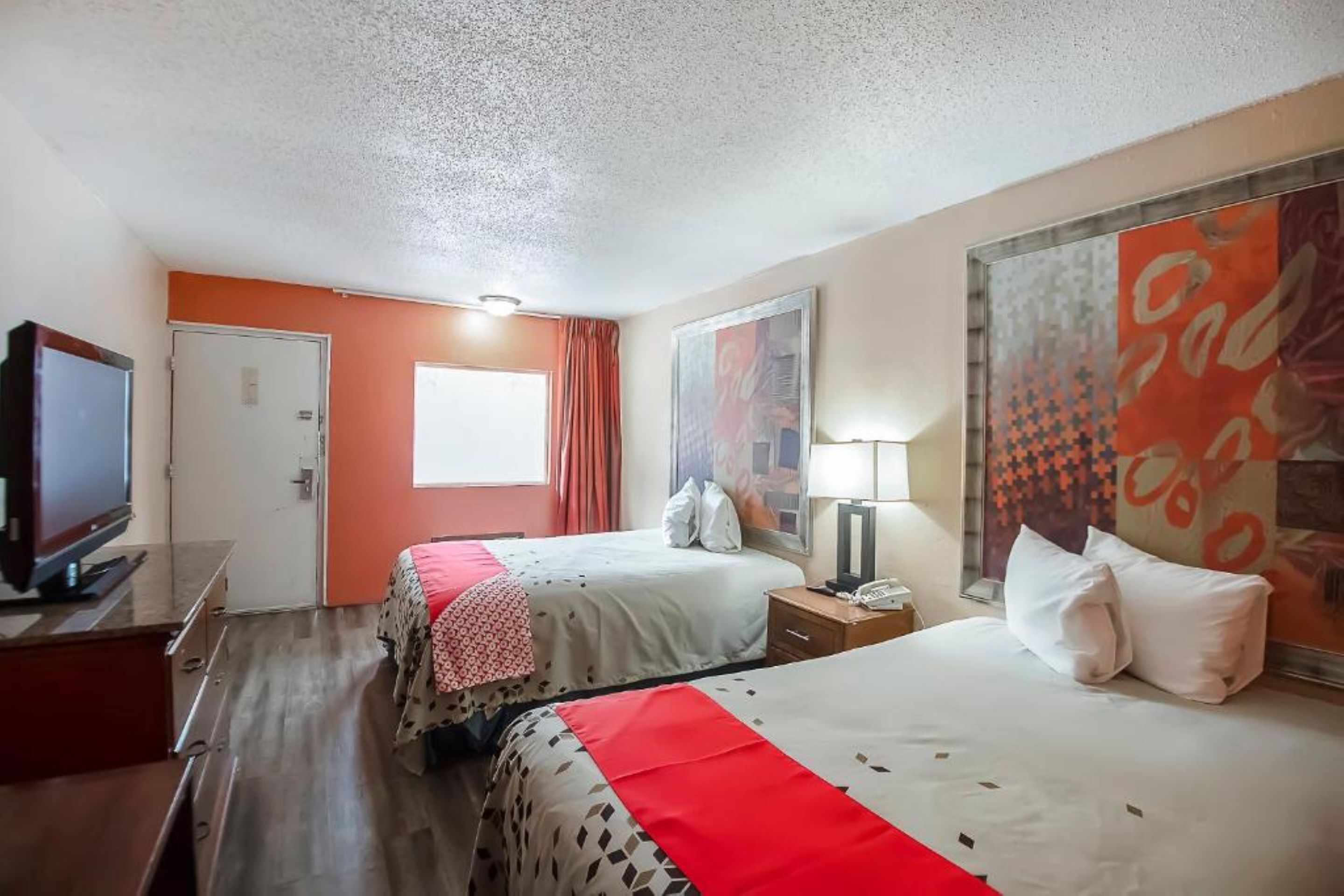 Hotel O Daylight Inn Elkhart I-90, IN