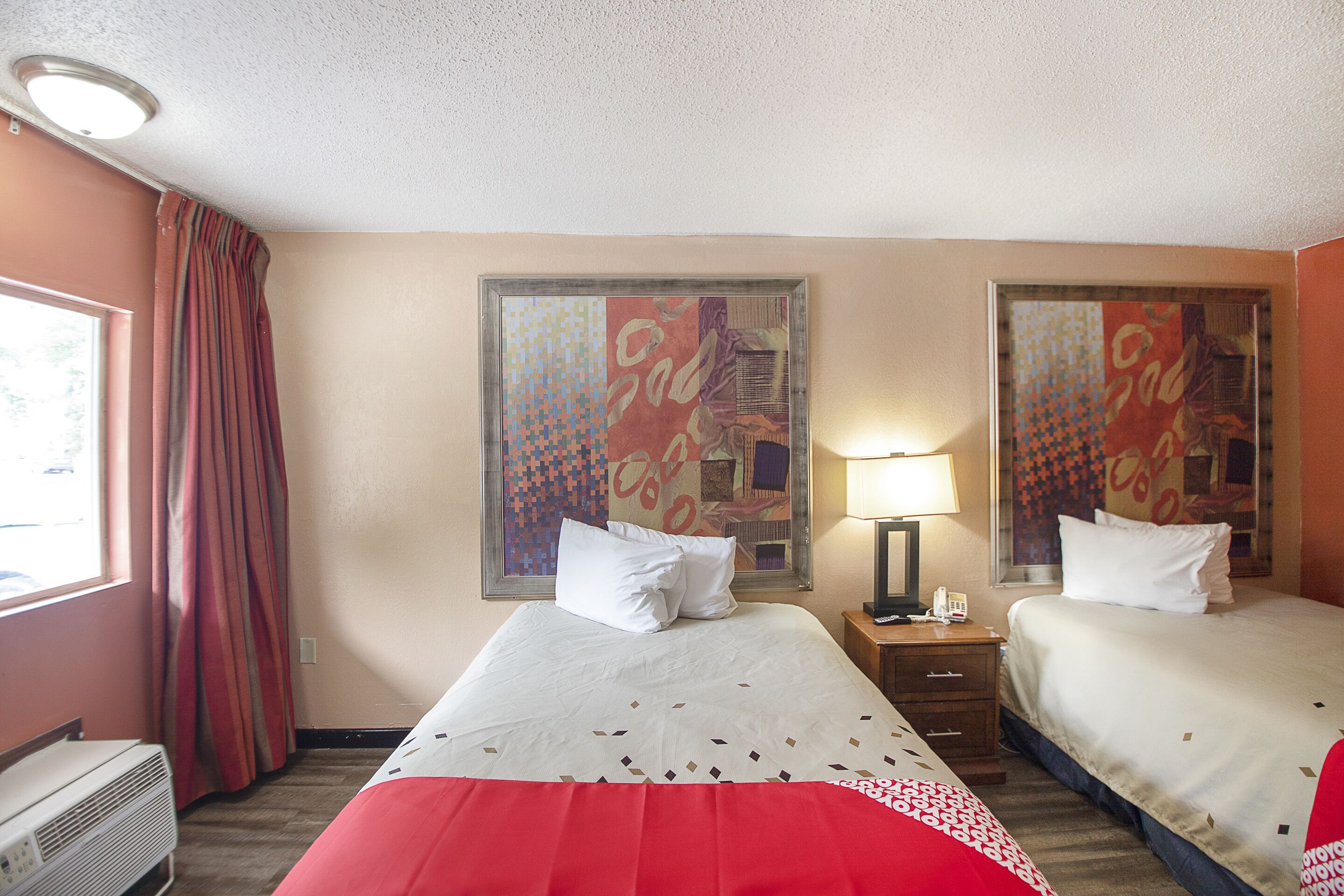 Hotel O Daylight Inn Elkhart I-90, IN