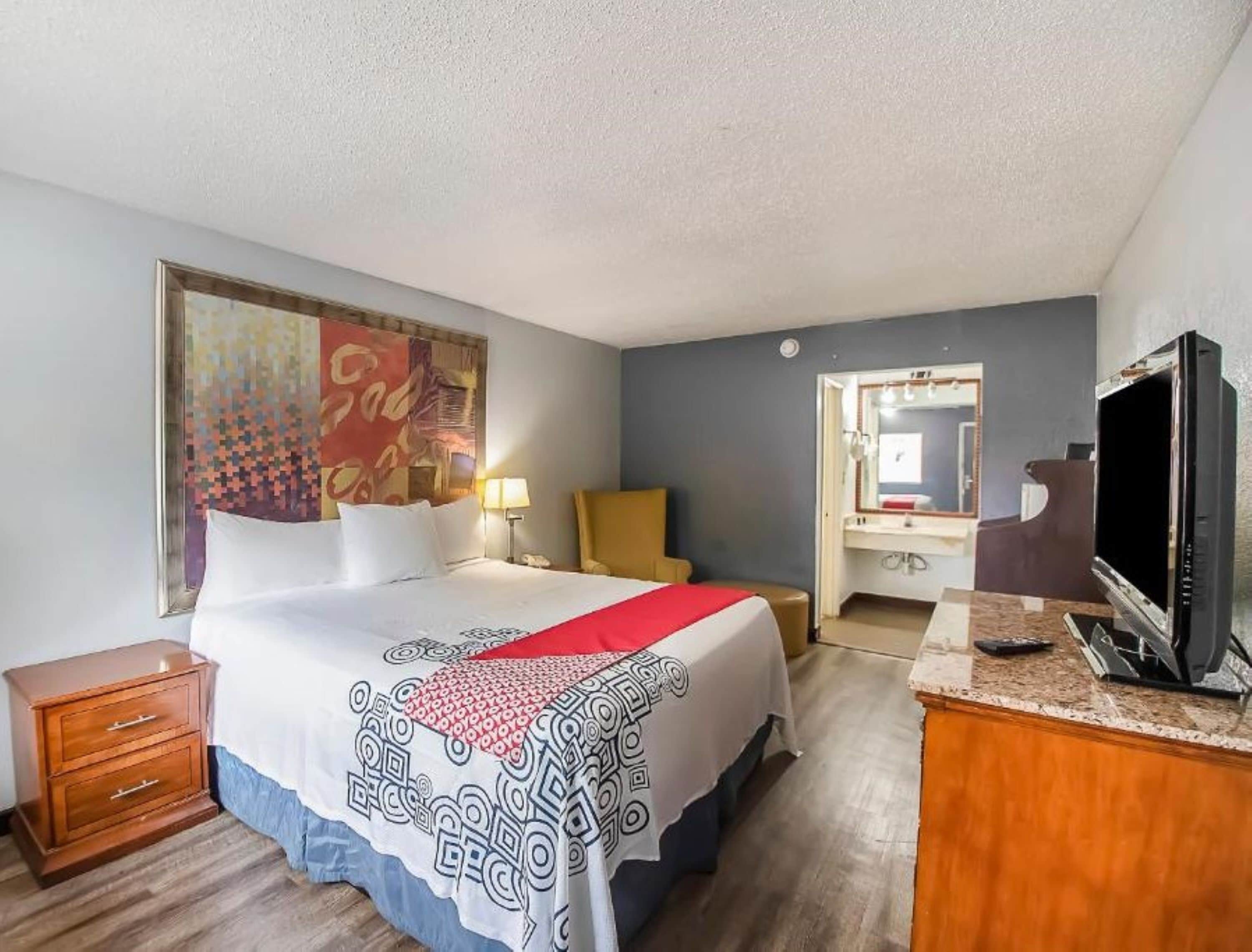 Hotel O Daylight Inn Elkhart I-90, IN