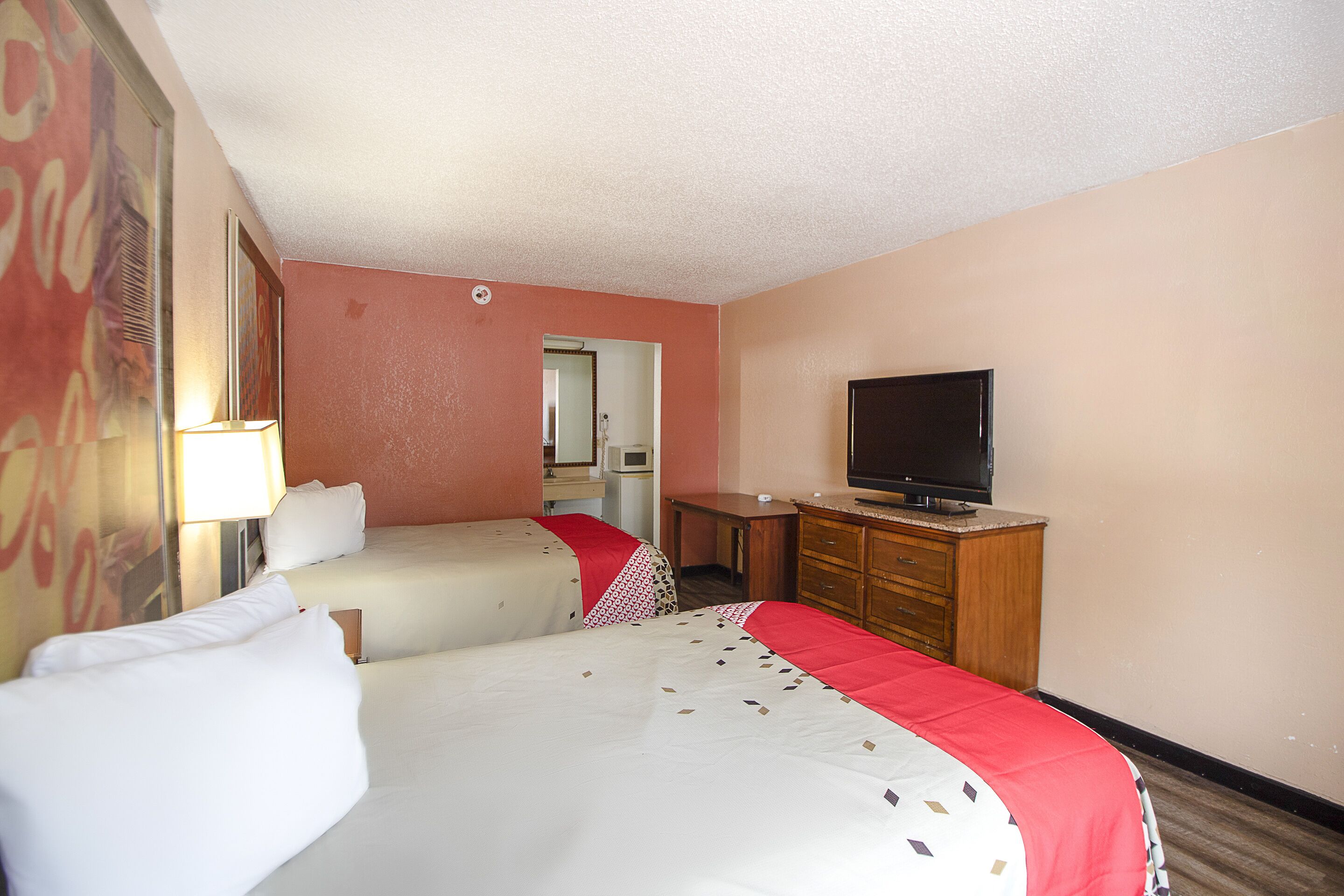Hotel O Daylight Inn Elkhart I-90, IN
