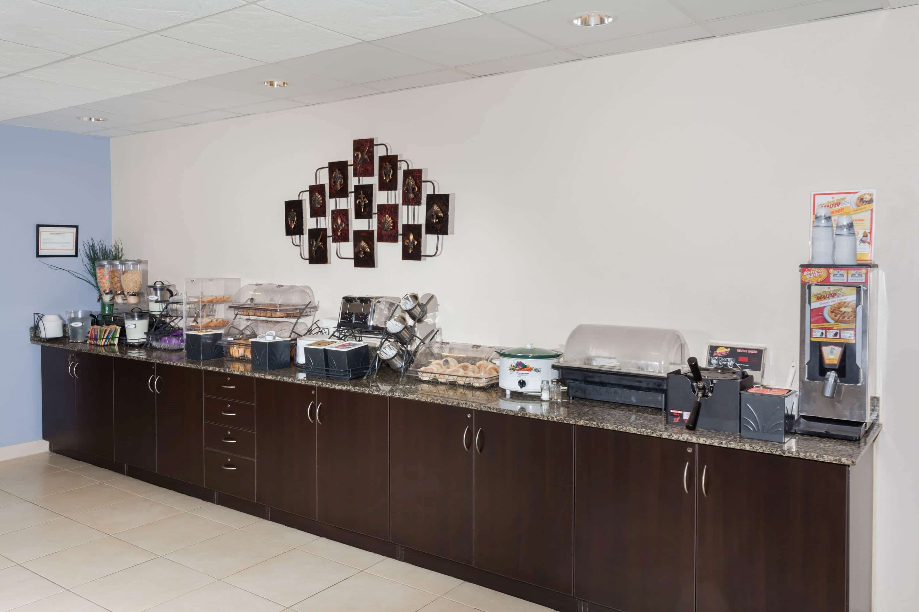 Microtel Inn & Suites by Wyndham Elkhart