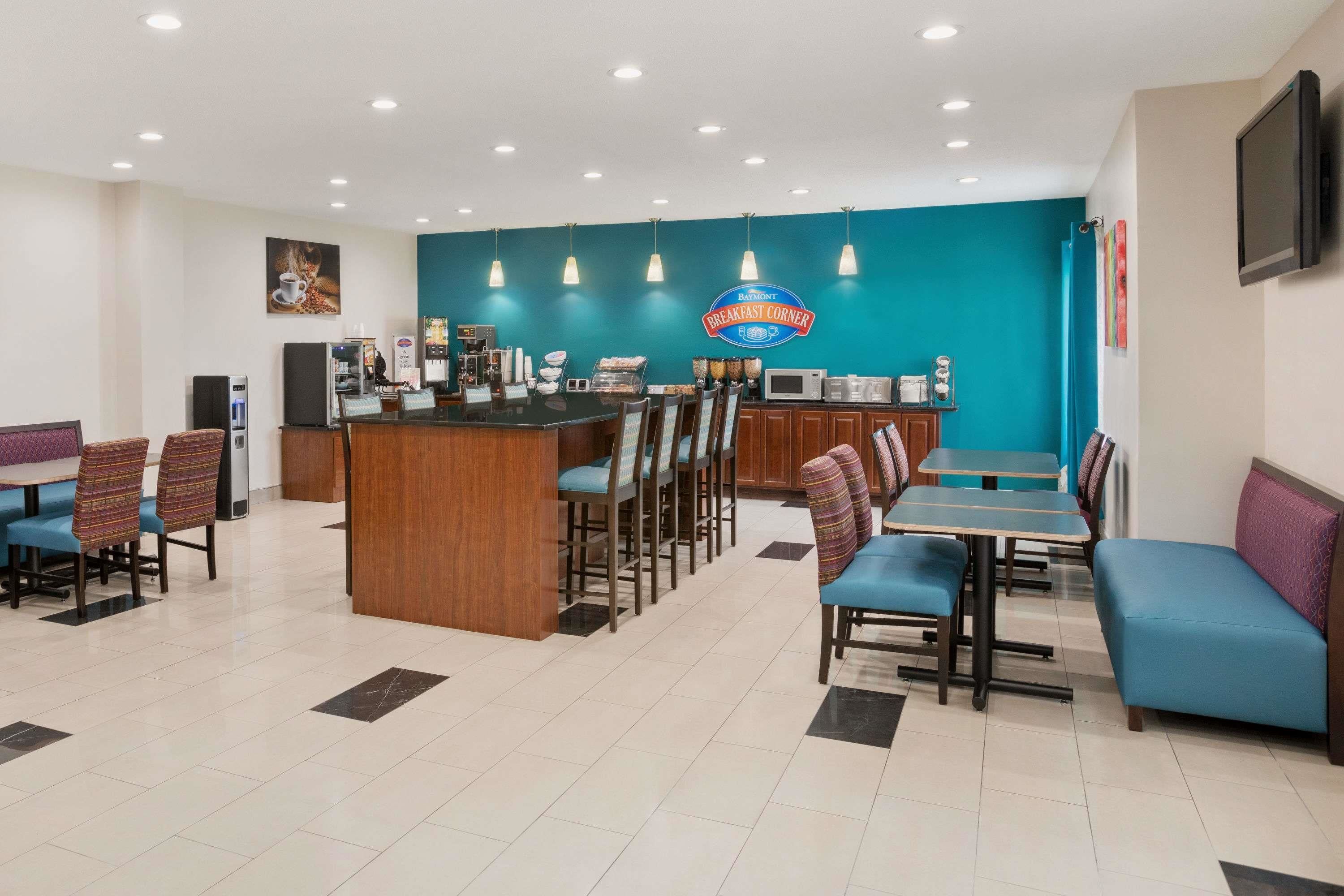 The Spark By Hilton Evansville East