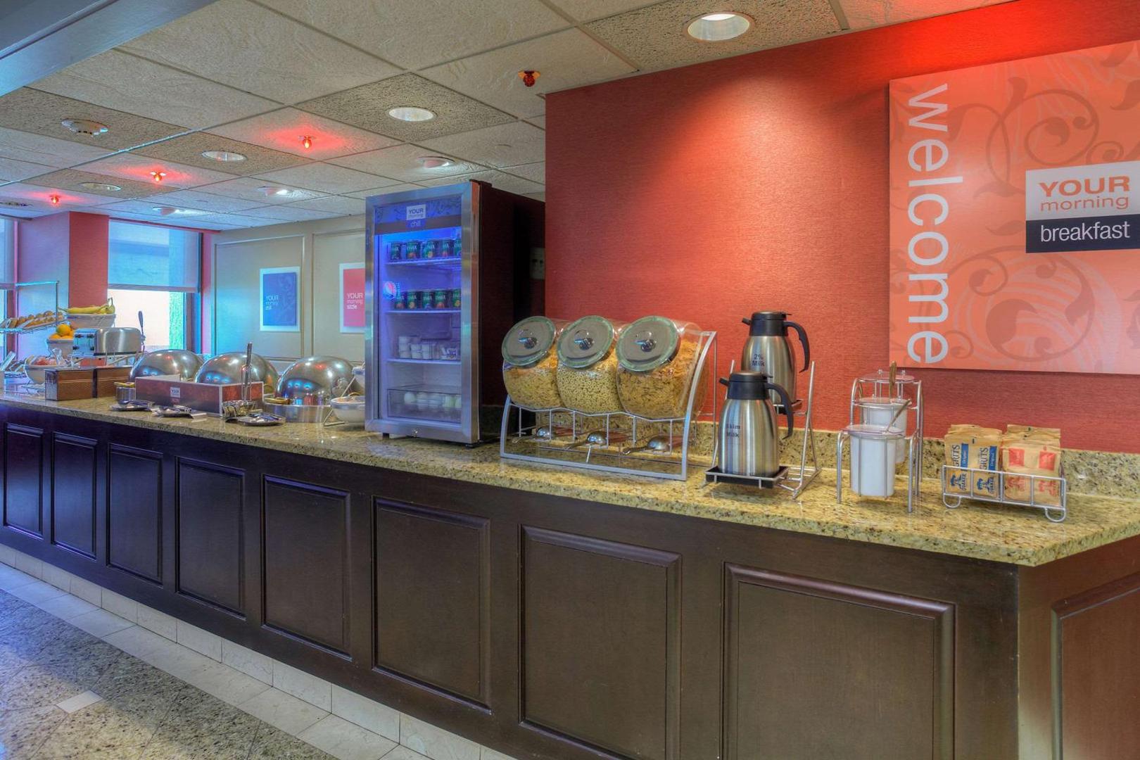 Comfort Inn & Suites Evansville Airport