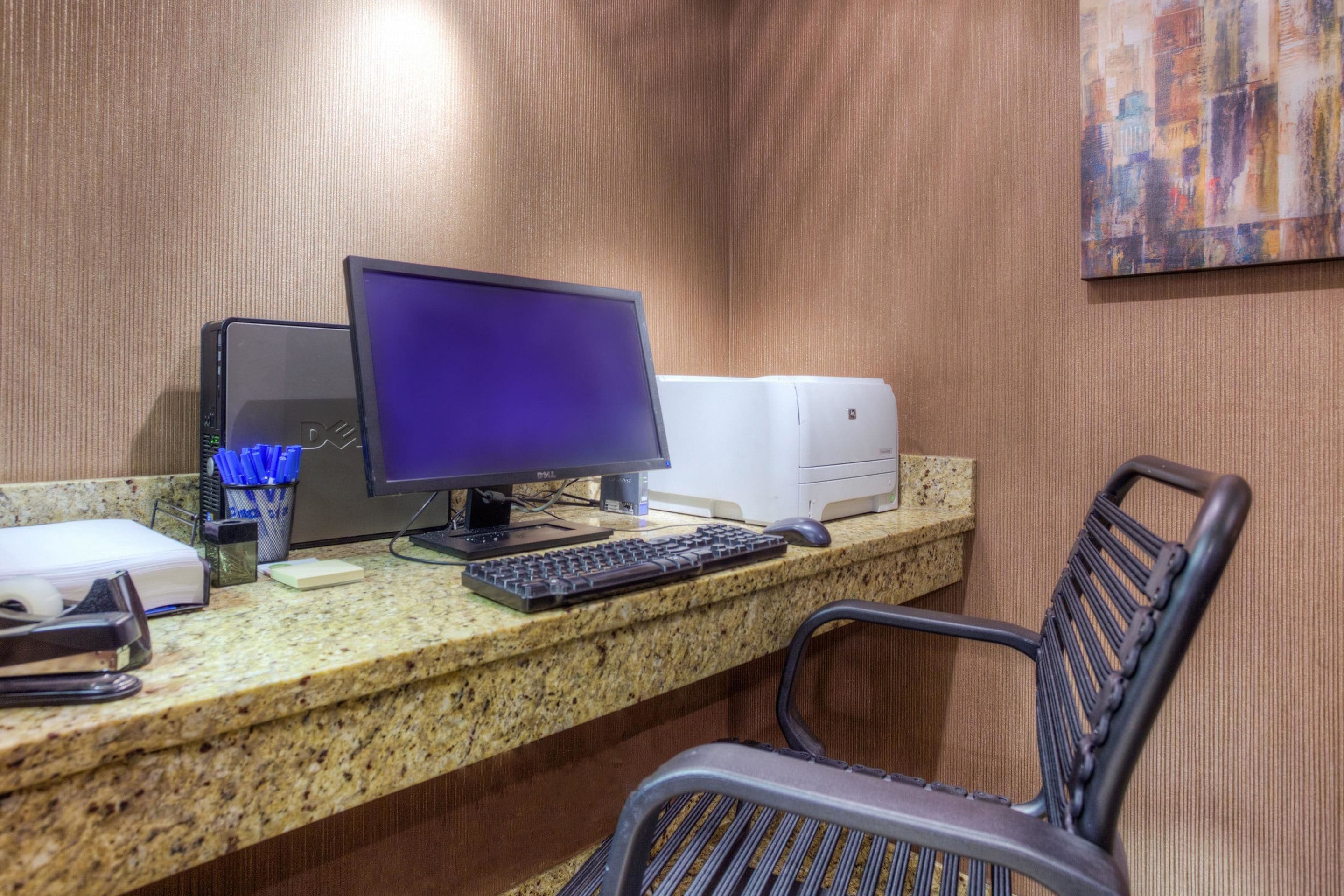 Comfort Inn & Suites Evansville Airport