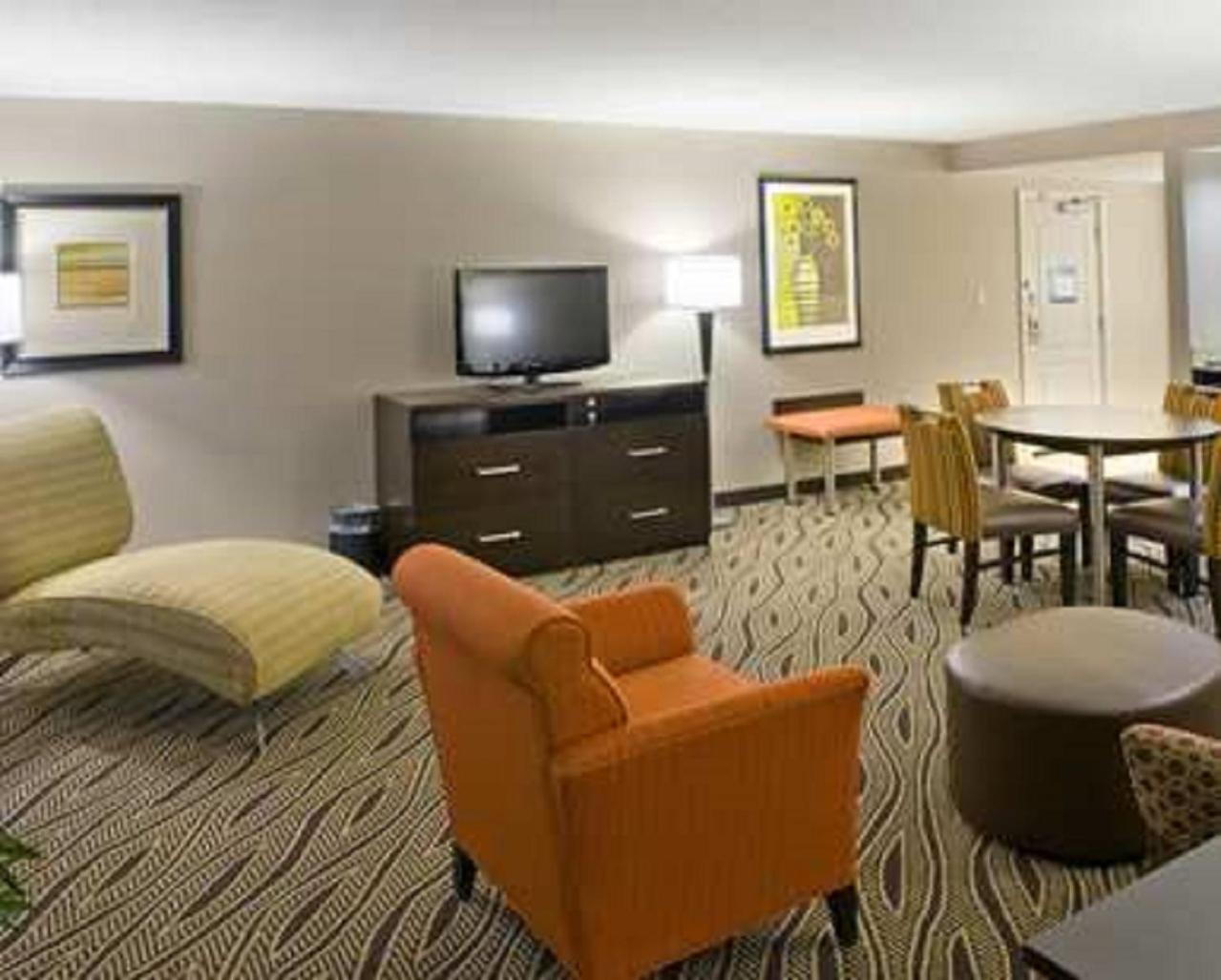 Hampton Inn Evansville/Airport