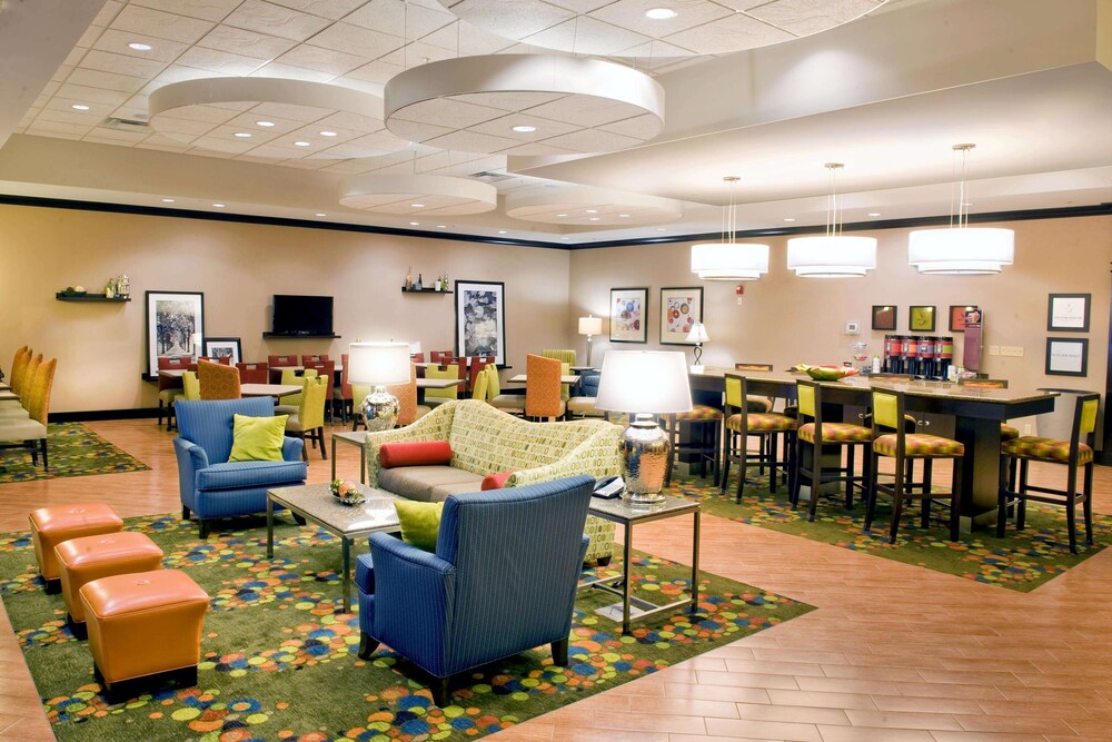 Hampton Inn Evansville/Airport