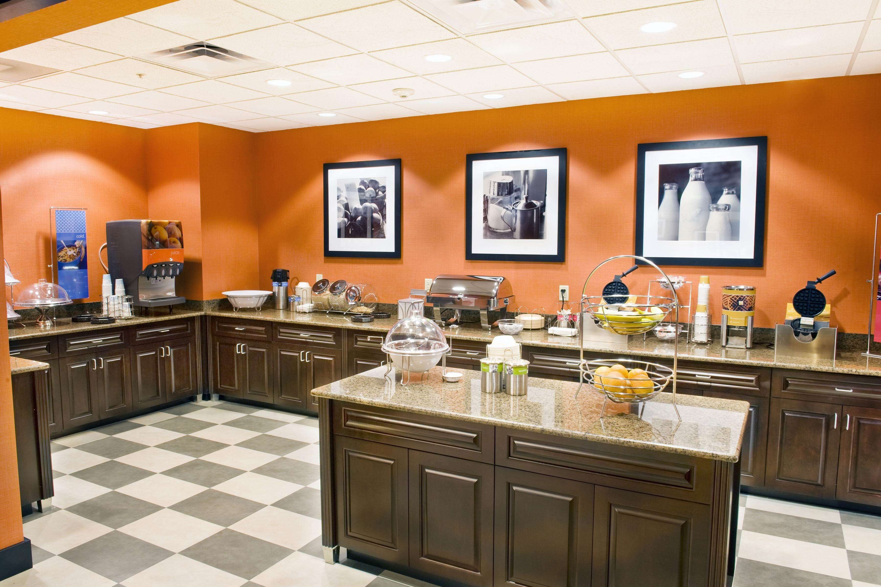 Hampton Inn Evansville/Airport