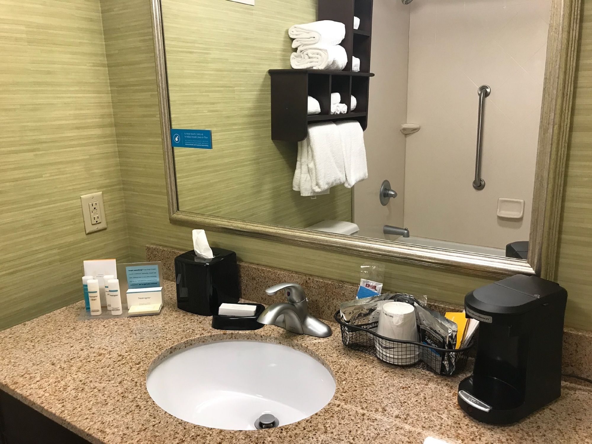 Hampton Inn Evansville/Airport