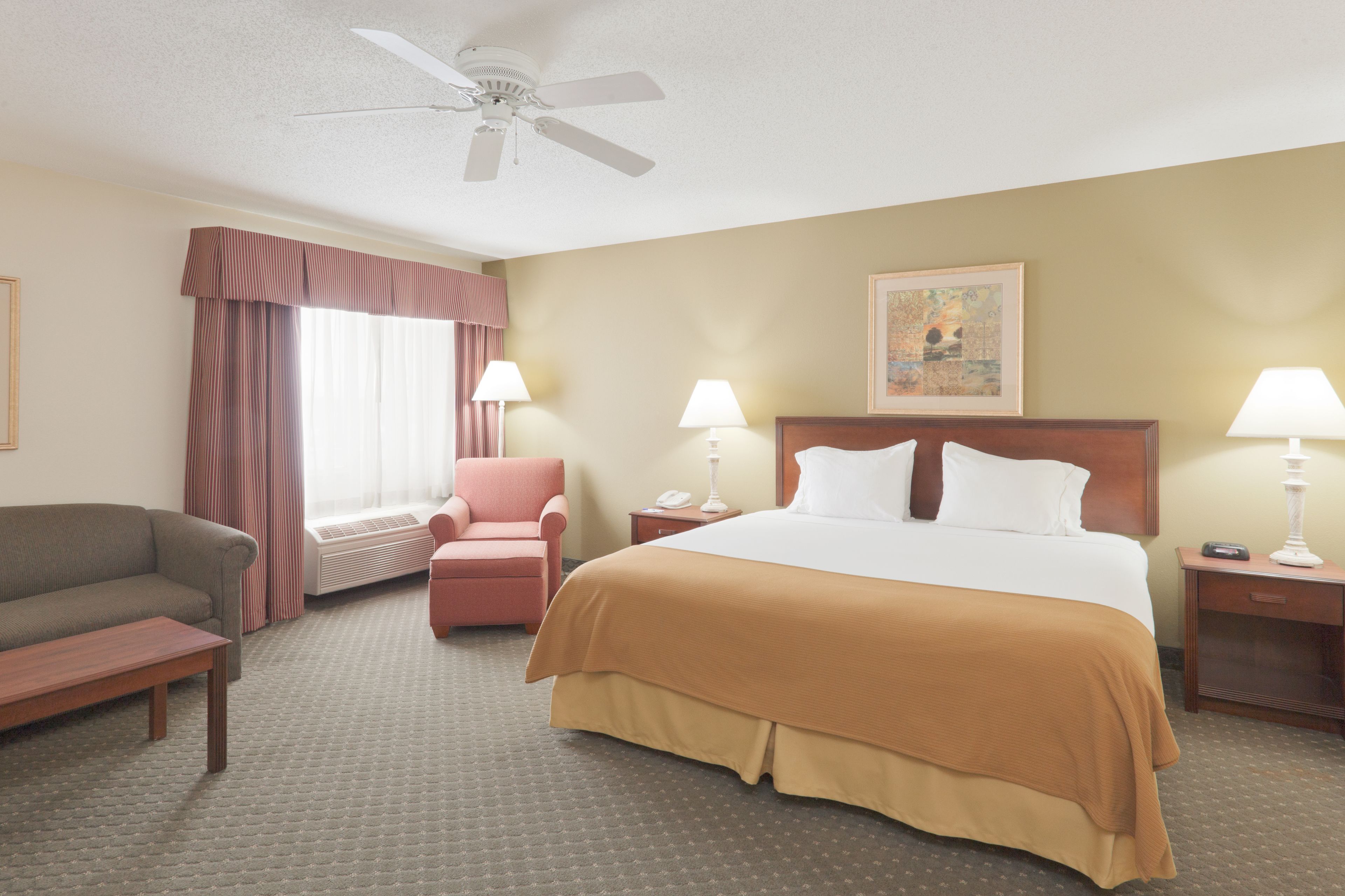 Holiday Inn Express Evansville - West
