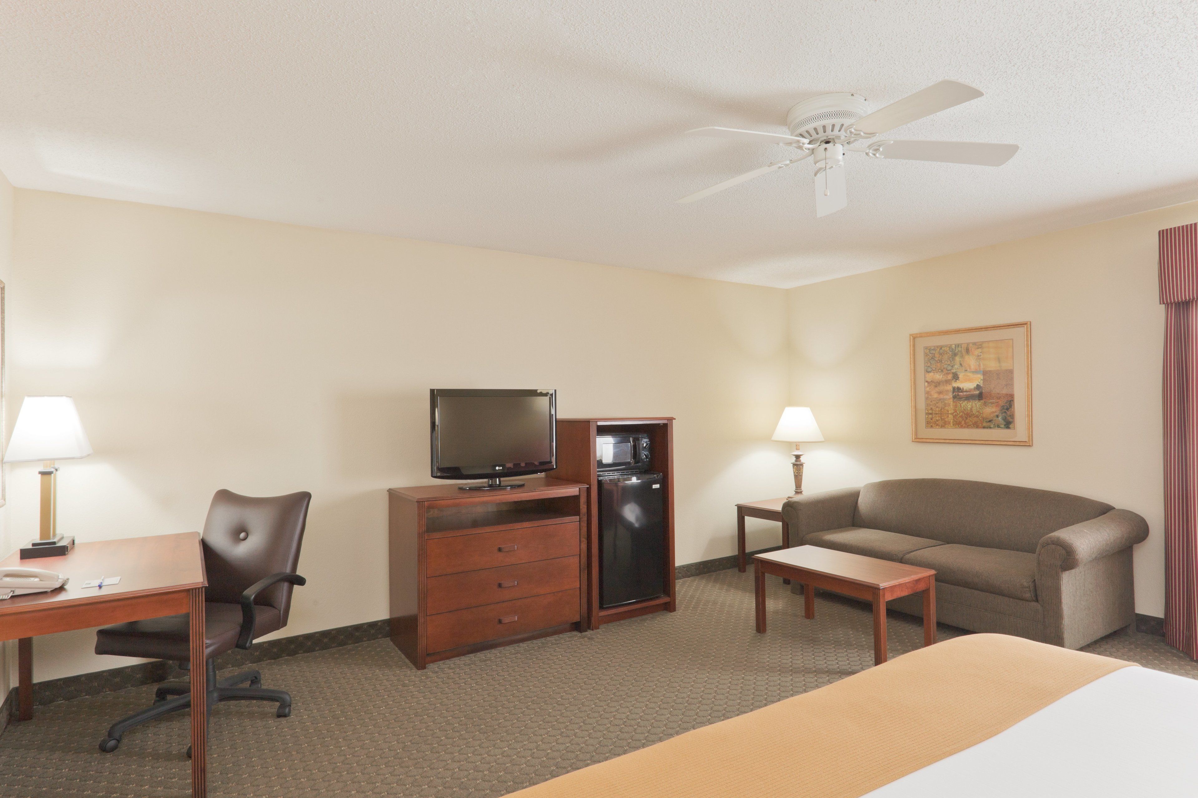 Holiday Inn Express Evansville - West